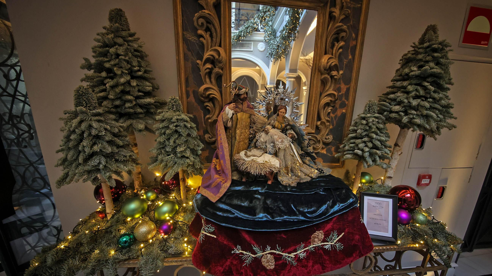 Así es la decoración navideña del Hotel Casa Palacio maría Luisa