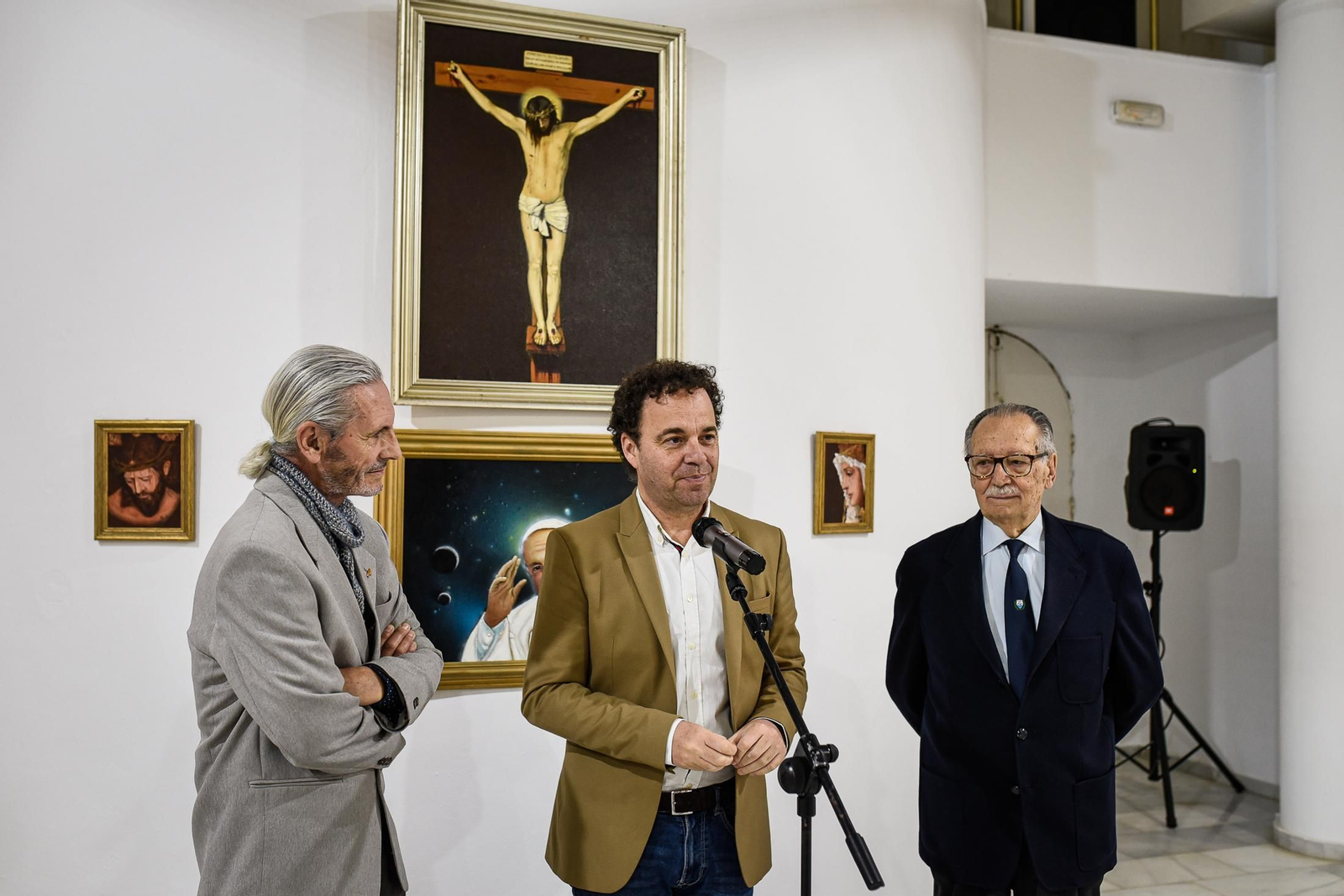 Imágenes de la inauguración de la exposición "Por Huelva y su Semana Santa"