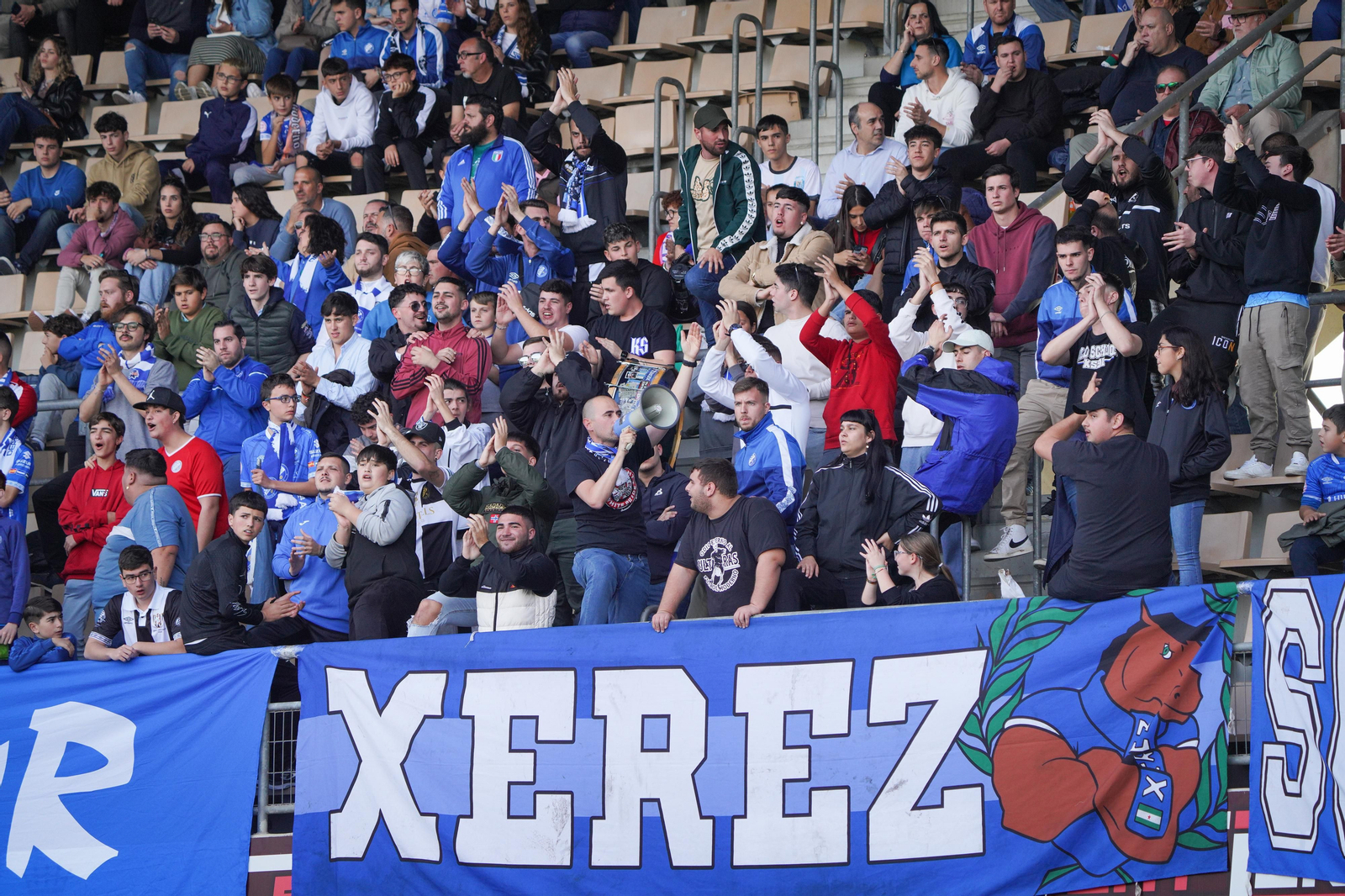 Búscate en el partido del Xerez DFC - Bollullos