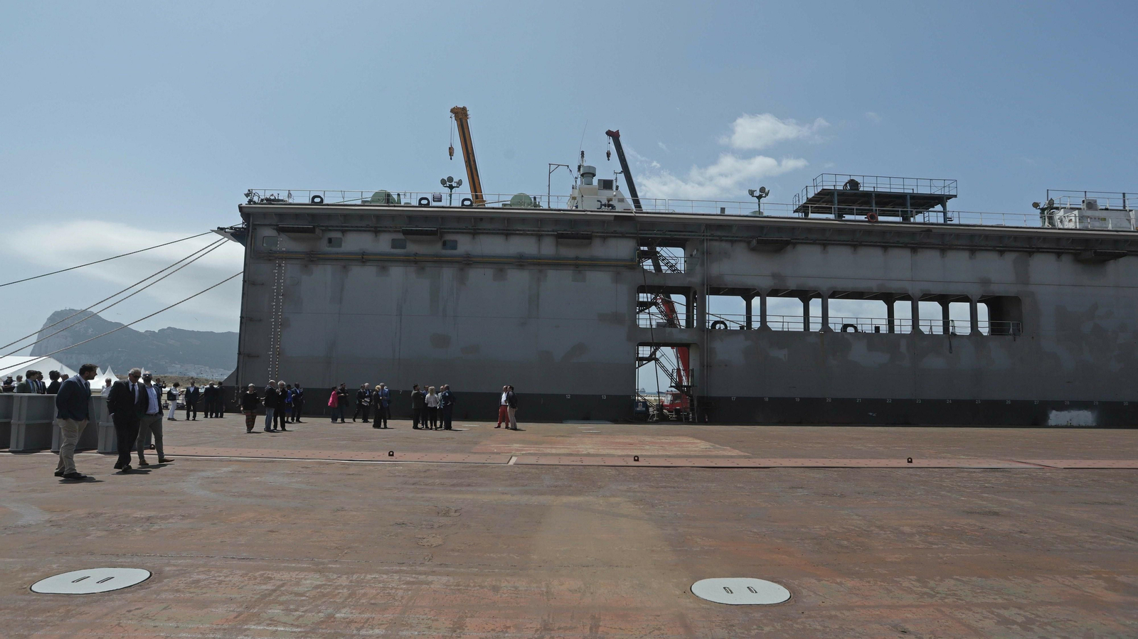 Las mejores fotos del nuevo dique flotante de Cernaval en San Roque