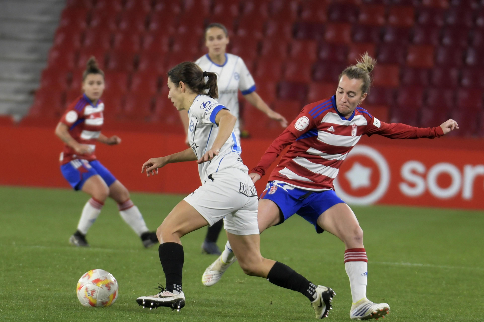 En Granada CF-Alavés de la Copa de la Reina, en imágenes