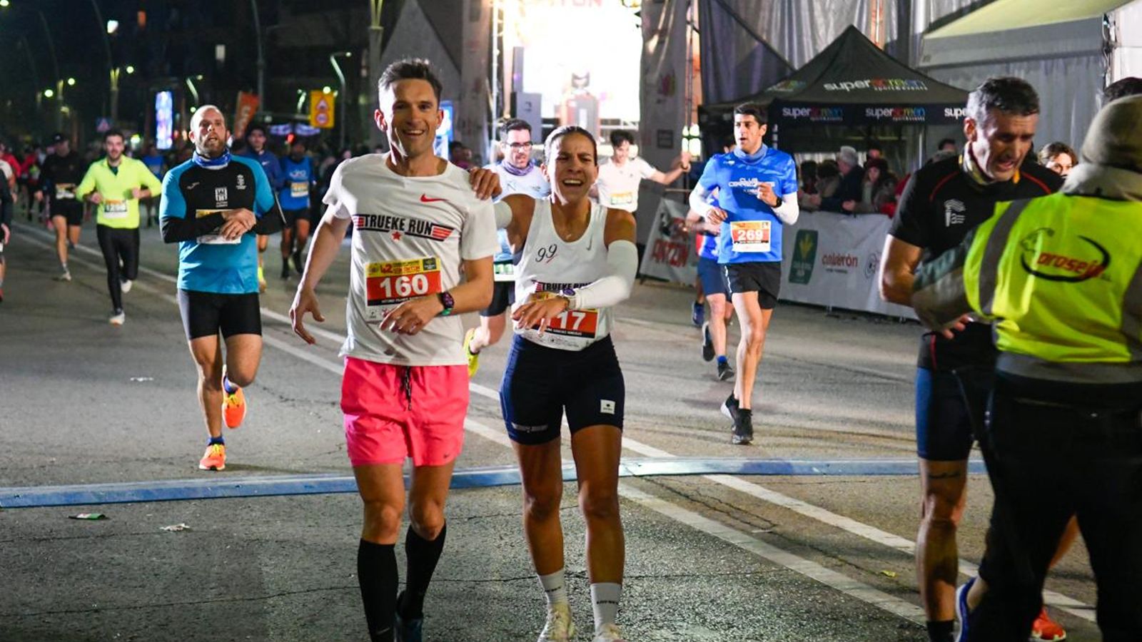 En imágenes: búscate en tu llegada a meta de la Carrera de San Antón 2025 (3)
