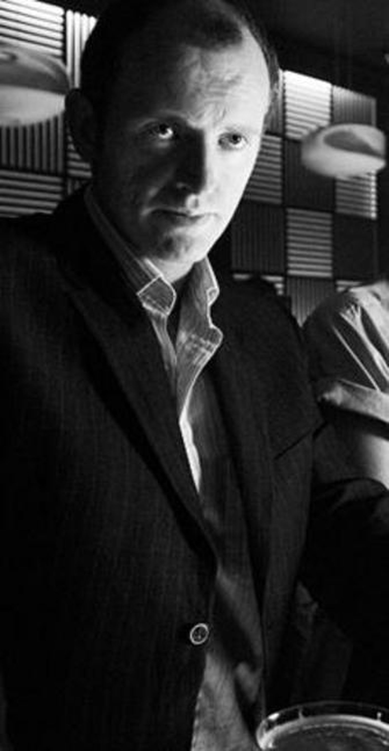 El protagonista, Aidan Kelly.