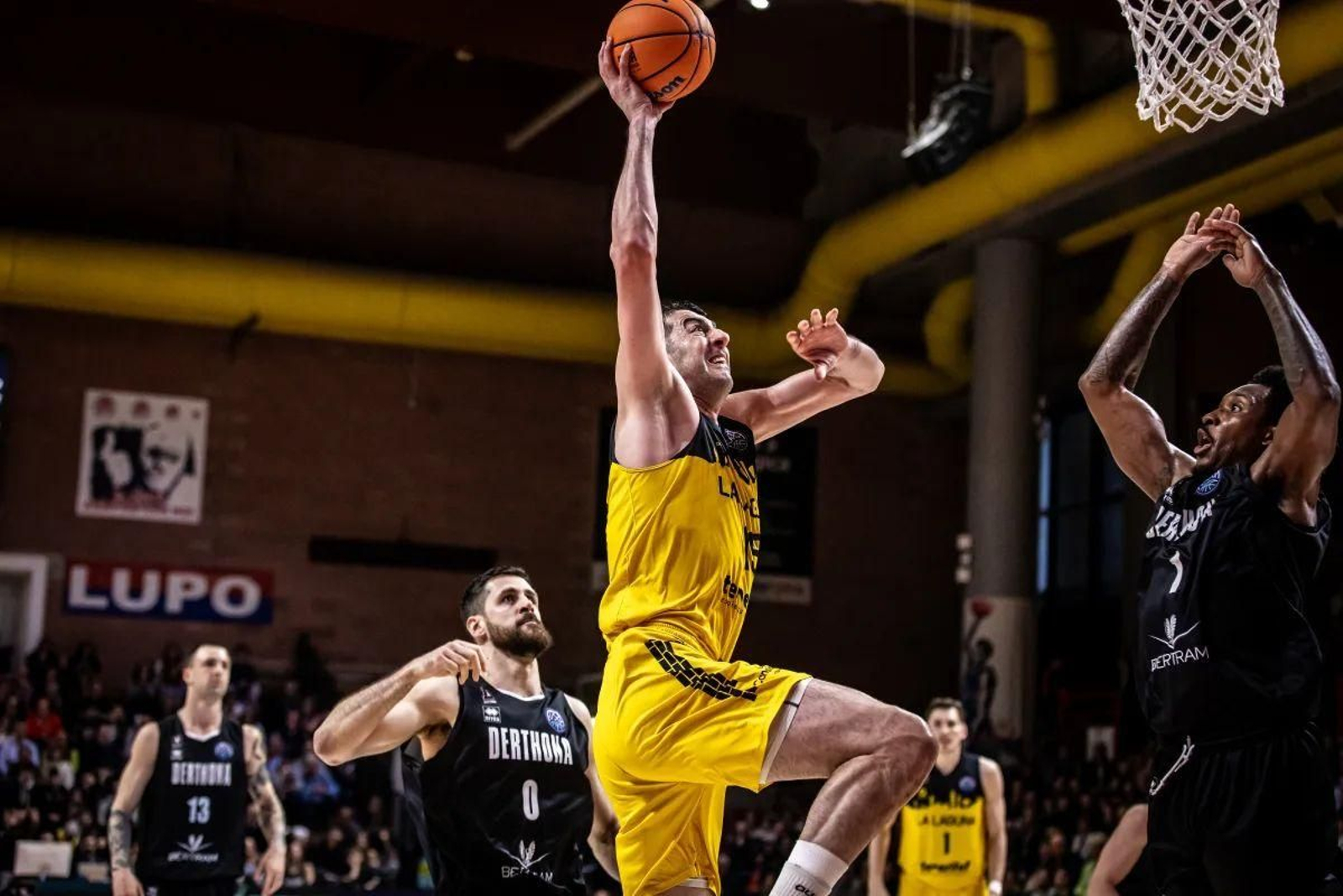 La conexión Huertas-Shermadini lanza al Tenerife a la Final Four de BCL