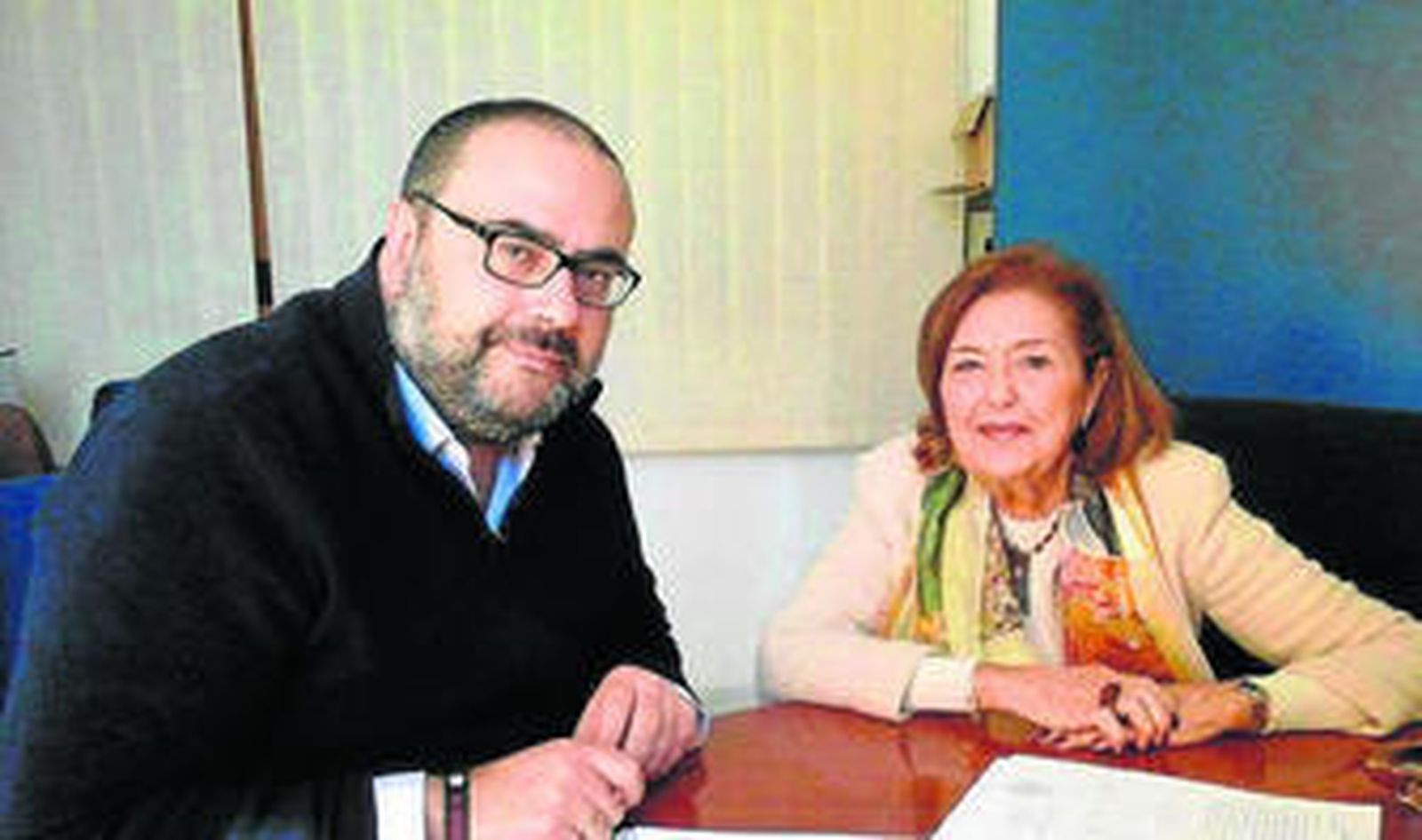Rafael Leopoldo Aguilera con María José Andrés.