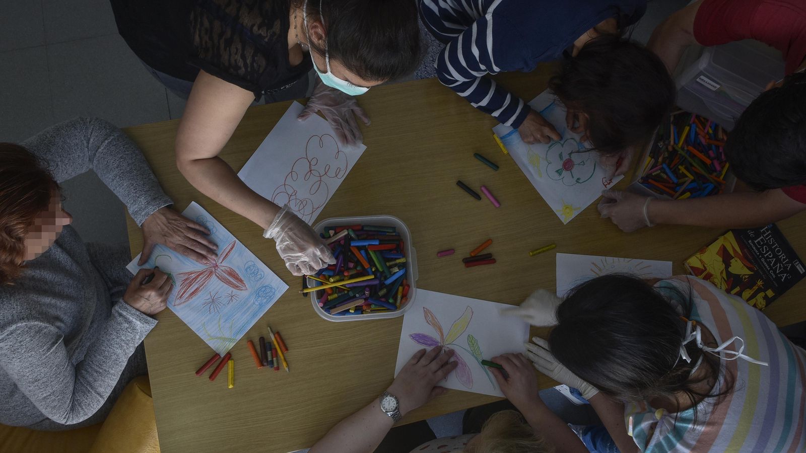 La resistencia de las personas con problemas de salud mental y sus cuidadores: un confinamiento ejemplar La resistencia de las personas con problemas de salud mental y sus cuidadores: un confinamiento ejemplar