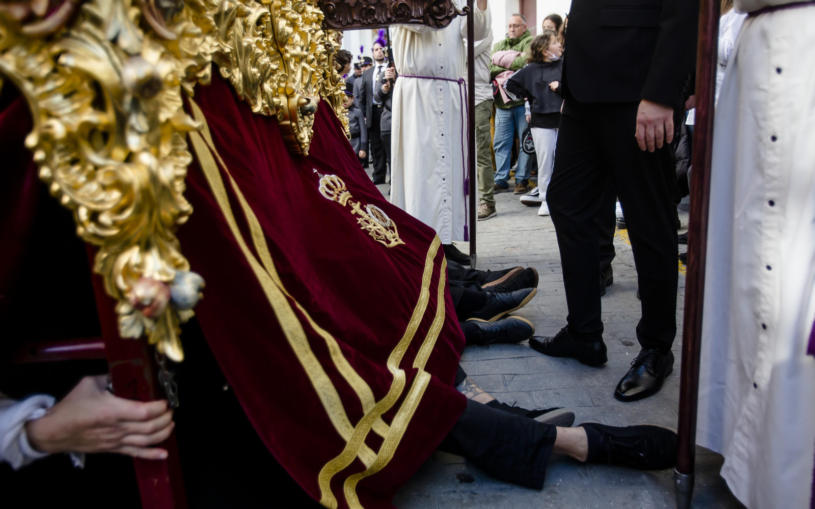 Las imágenes de la cofradía de Las Cigarreras en la Semana Santa de Cádiz 2022