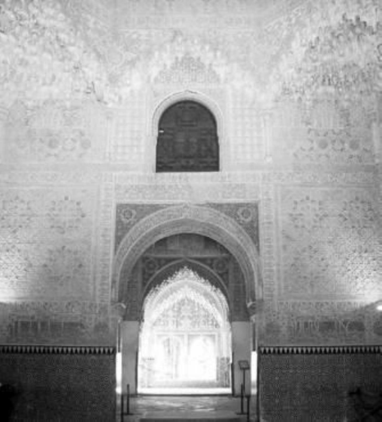 La Alhambra abre al público durante todo este mes el Peinador de la Reina.