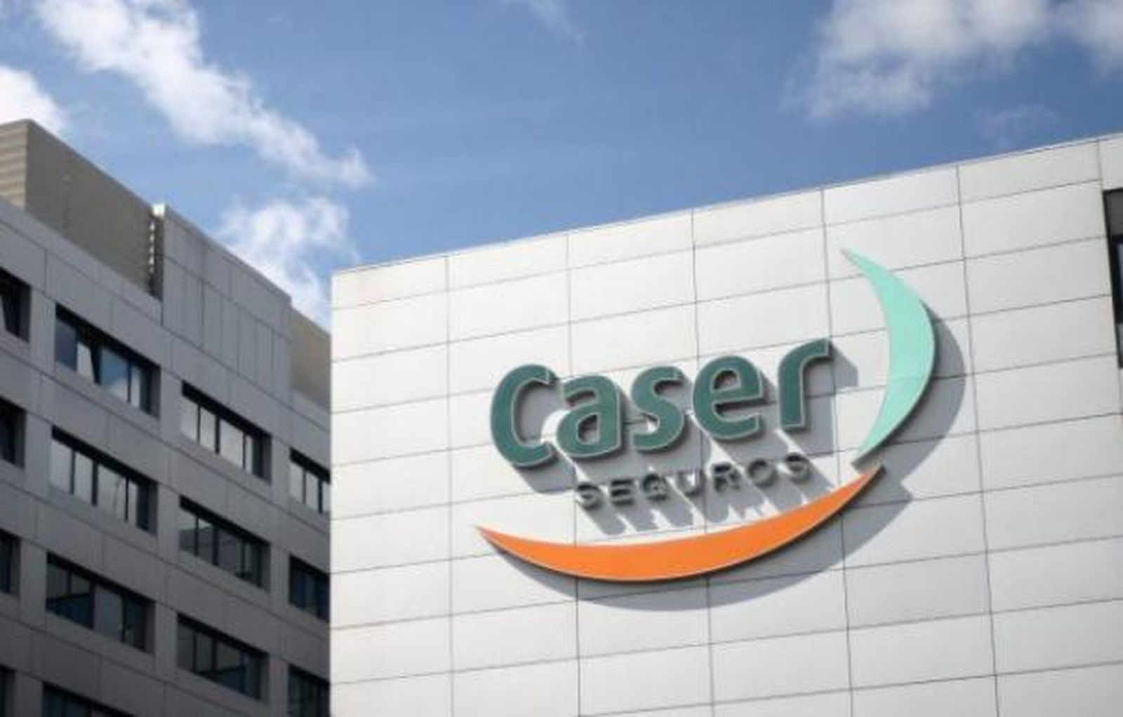 Sede del grupo asegurador Caser.
