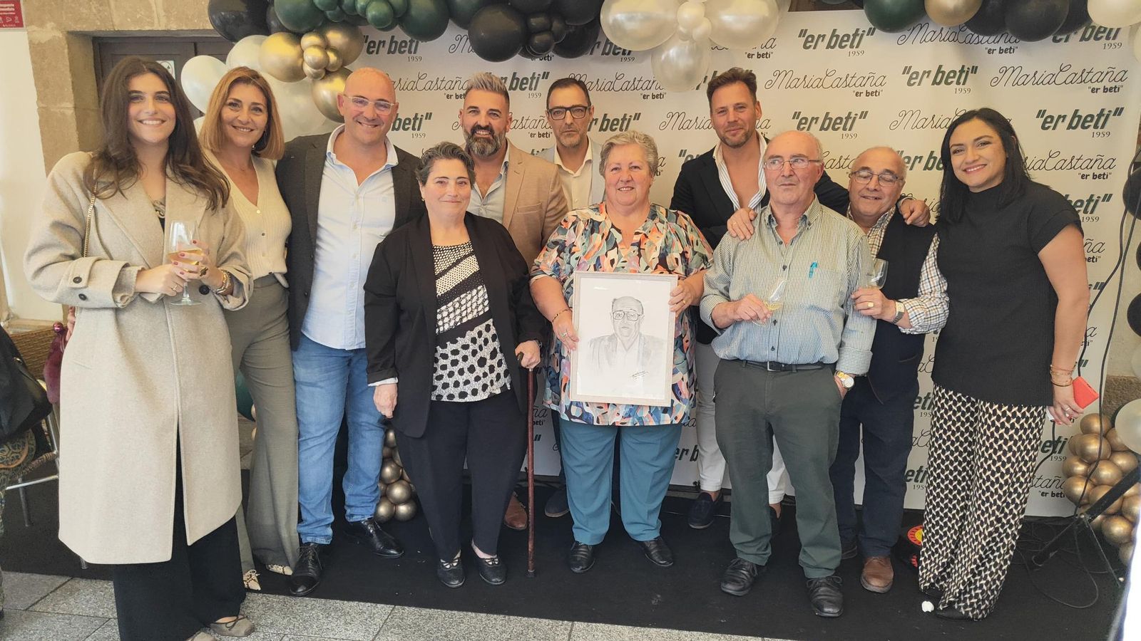 Parte de la gran familia de 'Er Beti', este jueves en el aniversario.