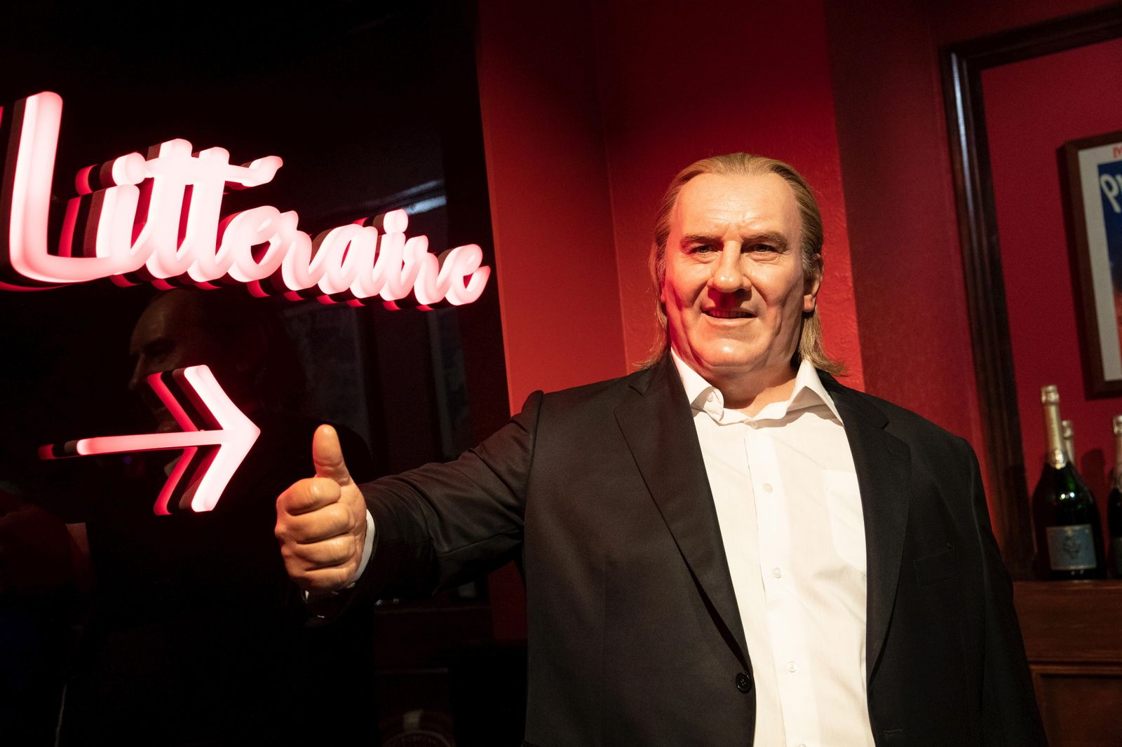 El actor francés Gerard Depardieu en cera
