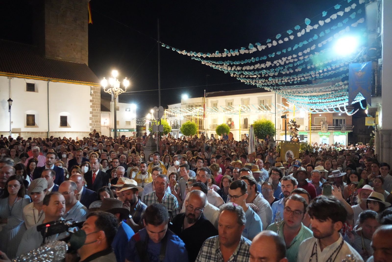 La romería de la Virgen de Luna del Lunes de Pentecostés en Villanueva de Córdoba, en imágenes