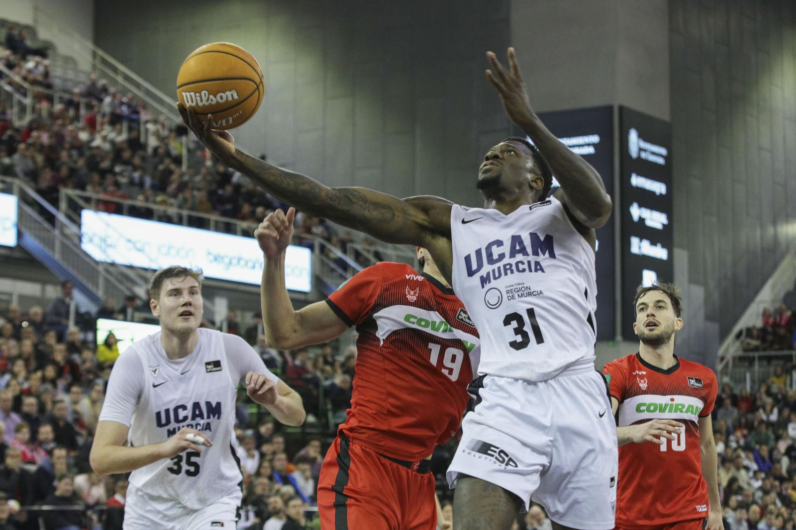 Las mejores imágenes del Covirán Granada-UCAM Murcia