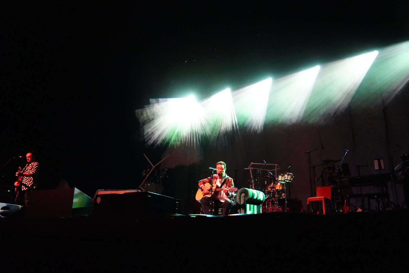 El concierto de Manolo García en el teatro El Silo de Pozoblanco, en fotografías