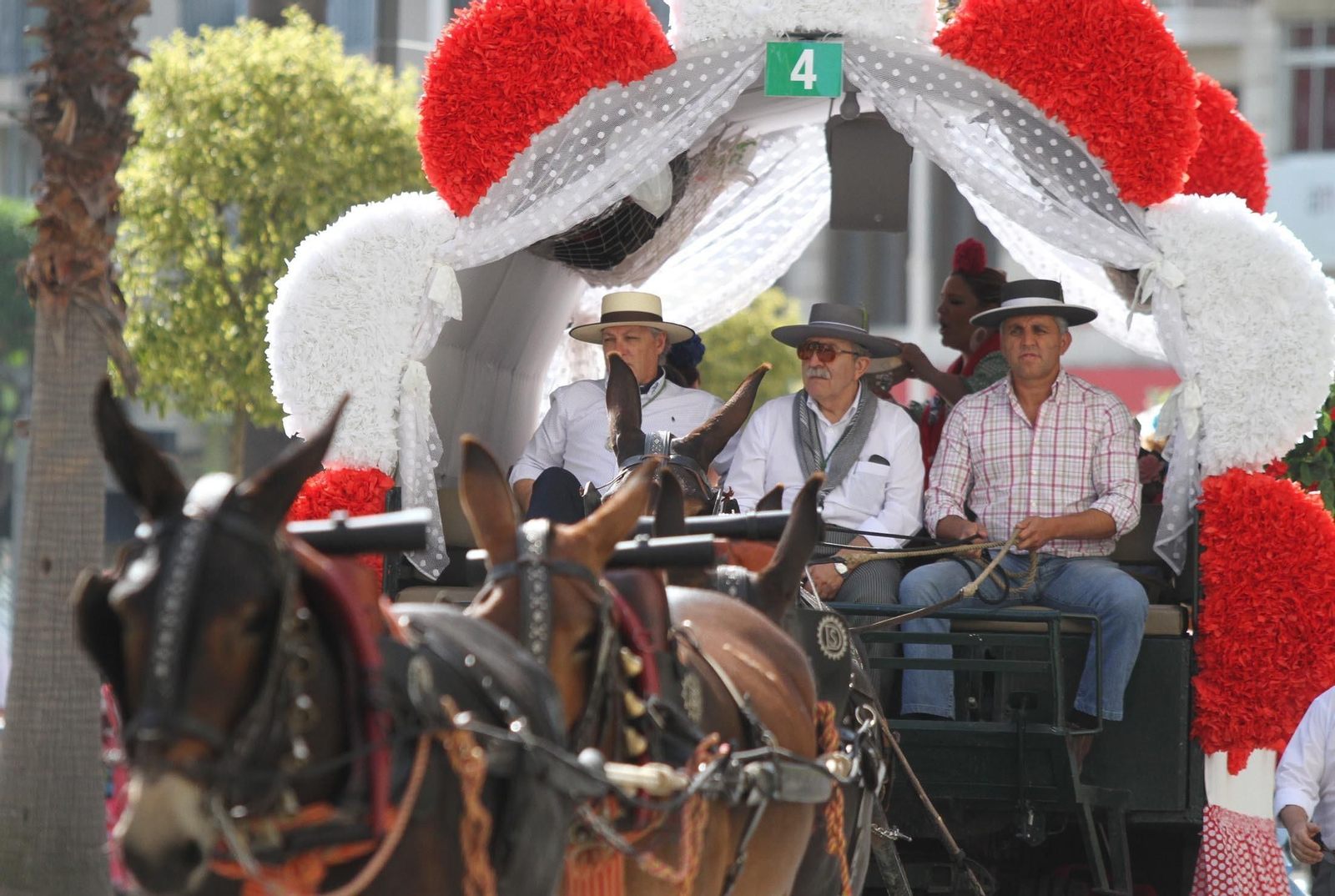 Imágenes de la salida de la Hermandad de Huelva