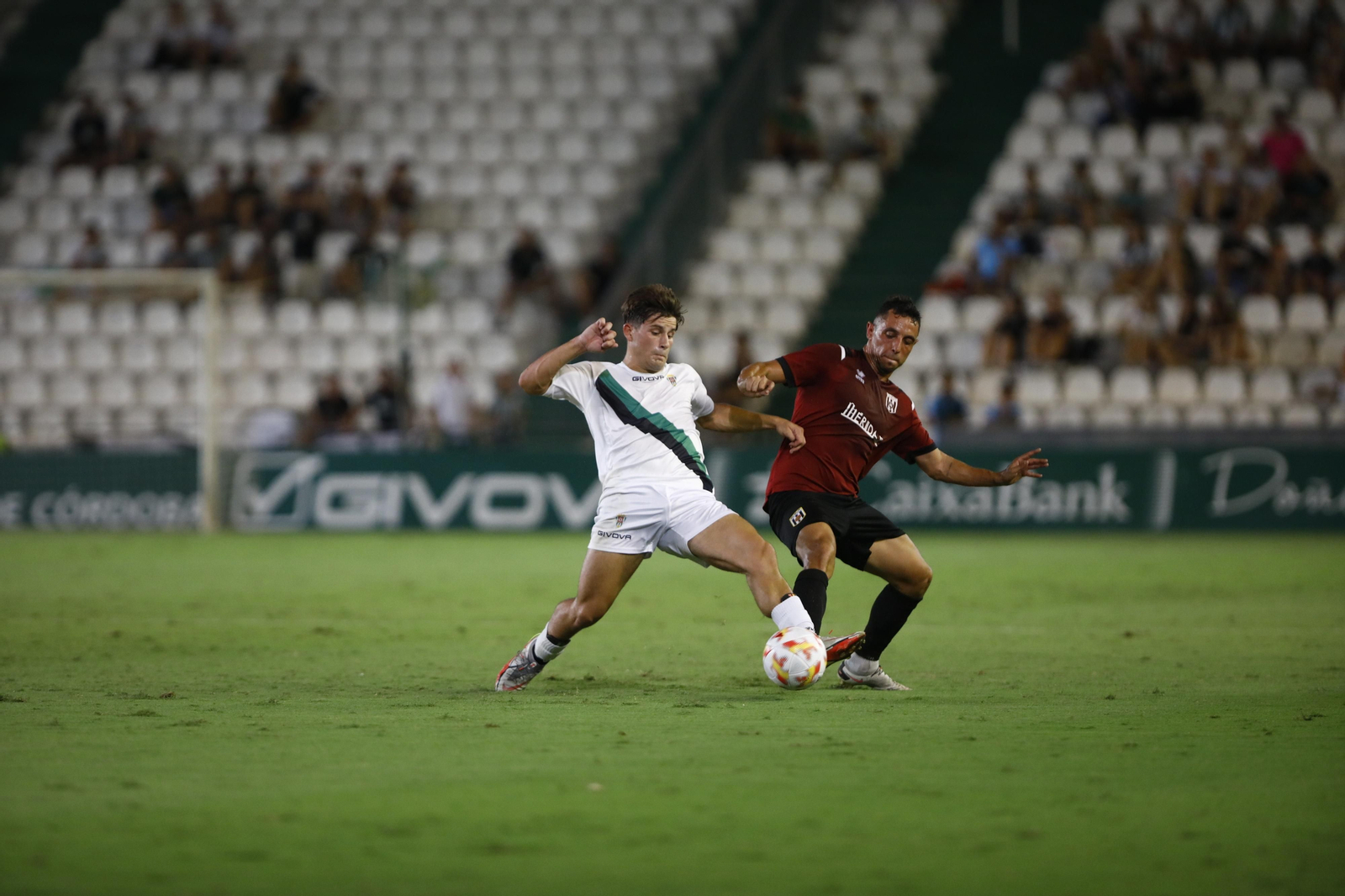 Las imágenes de la victoria del Córdoba CF ante el Mérida
