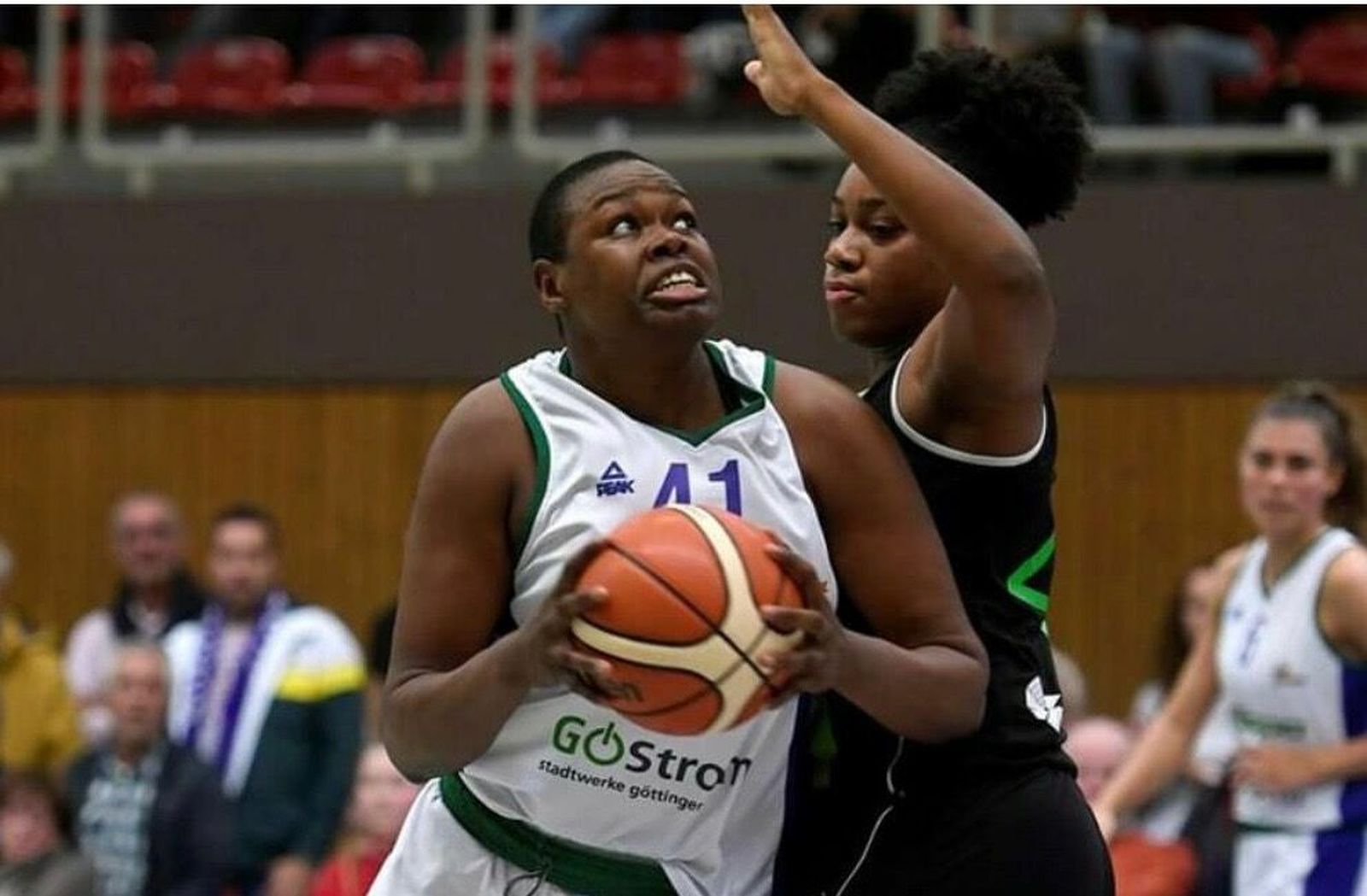 Verdine Warner, nueva jugadora del Ramón y Cajal