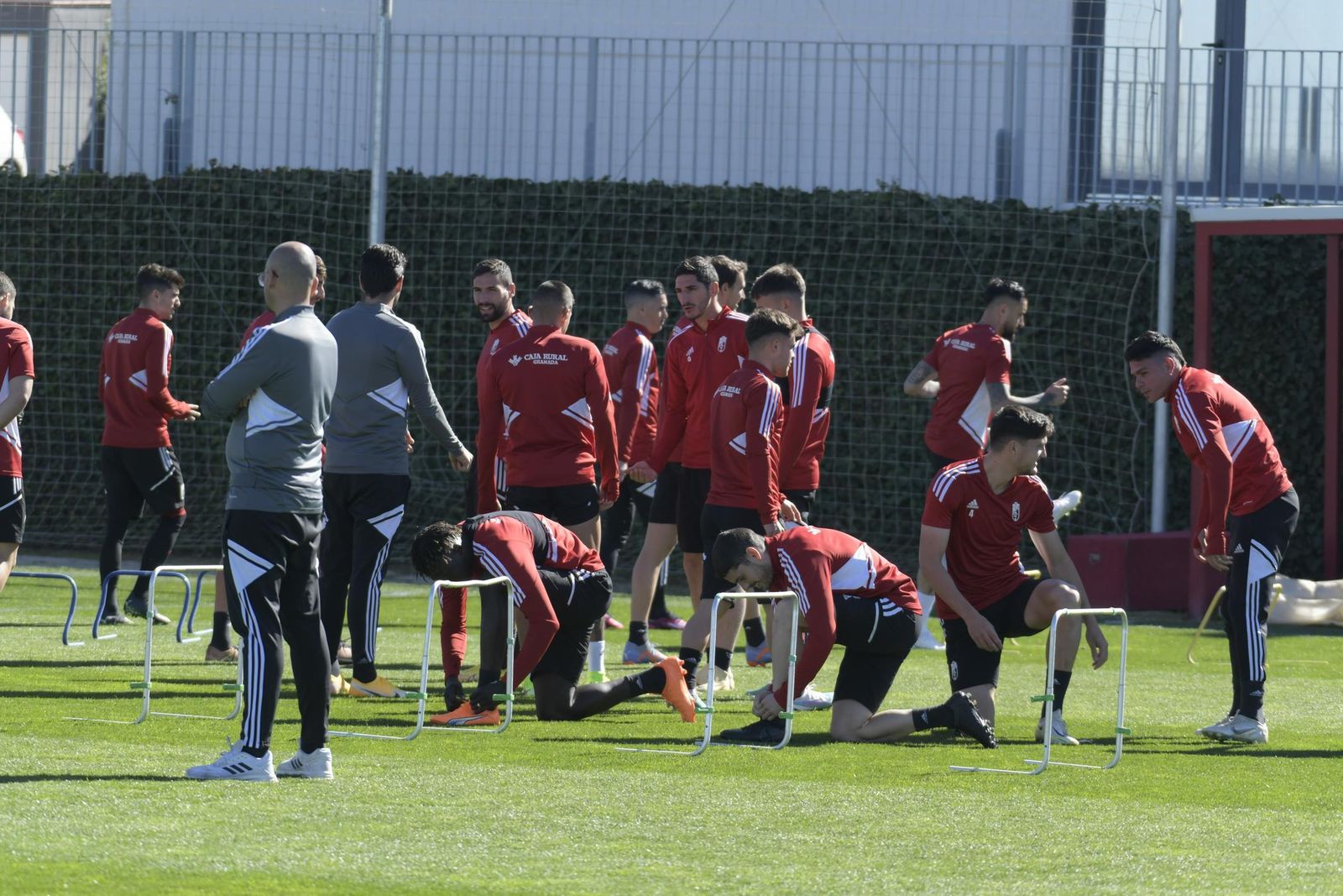 Las imágenes de la vuelta del Granada a los entrenamientos