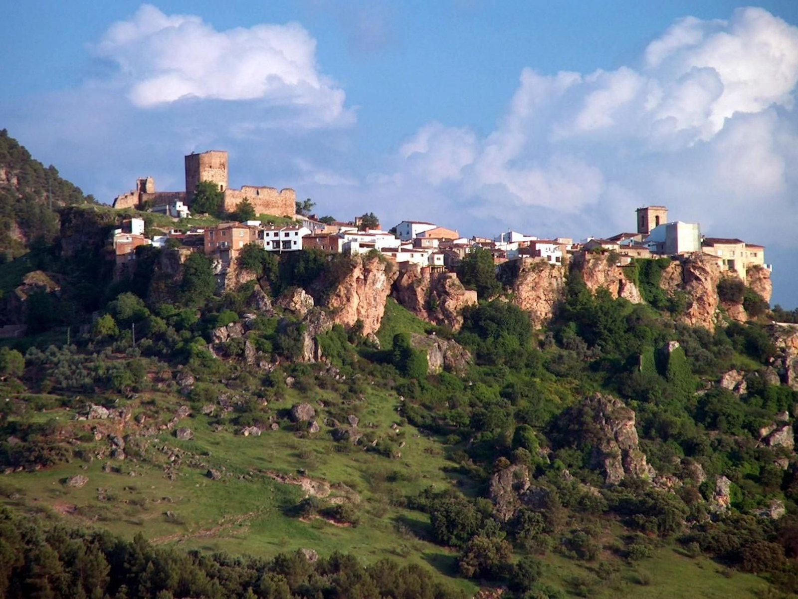 Hornos de Segura es una de las cuatro localidades de la Sierra de Segura que aparecen en la película.