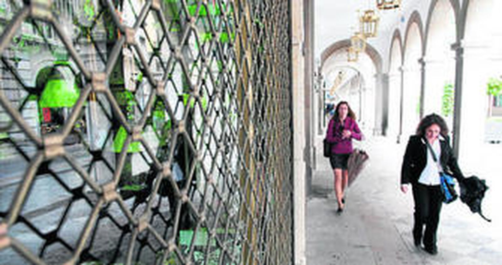 Hasta el momento, las persianas sólo se podían poner en las puertas de entrada a los establecimientos.