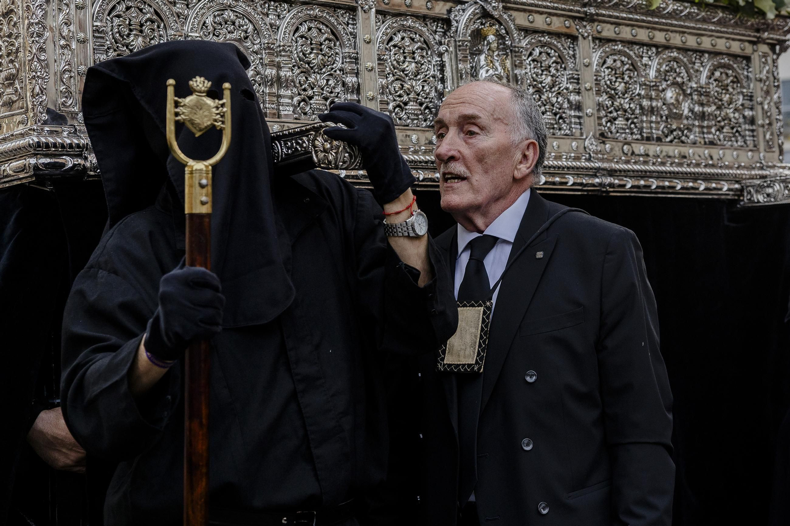 Imágenes de la procesión de la Virgen de los Dolores de Servitas en Cádiz