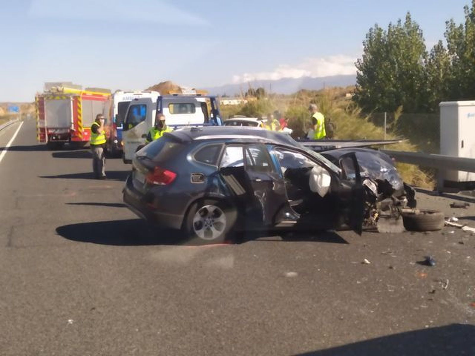 Grave accidente en Granada por un kamikaze en la A-92 a la altura de Guadix