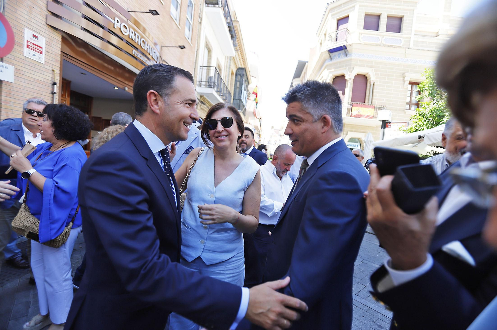 Imágenes de la toma de posesión de Pilar Miranda como alcaldesa de Huelva