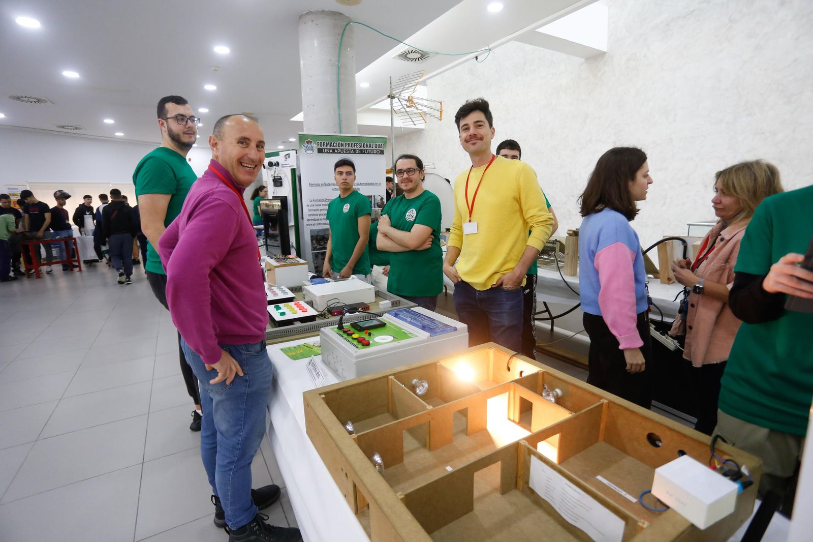 Las fotos de la XIII Feria de Ciclos Formativos Campo de Gibraltar en el Palacio de Congresos de La Línea