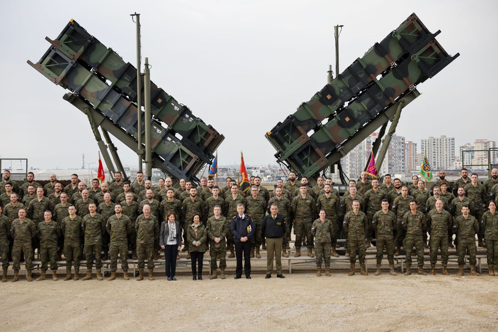 Una visita de la ministra de Defensa, Margarita Robles, a los militares españoles en la base de Incirlik.
