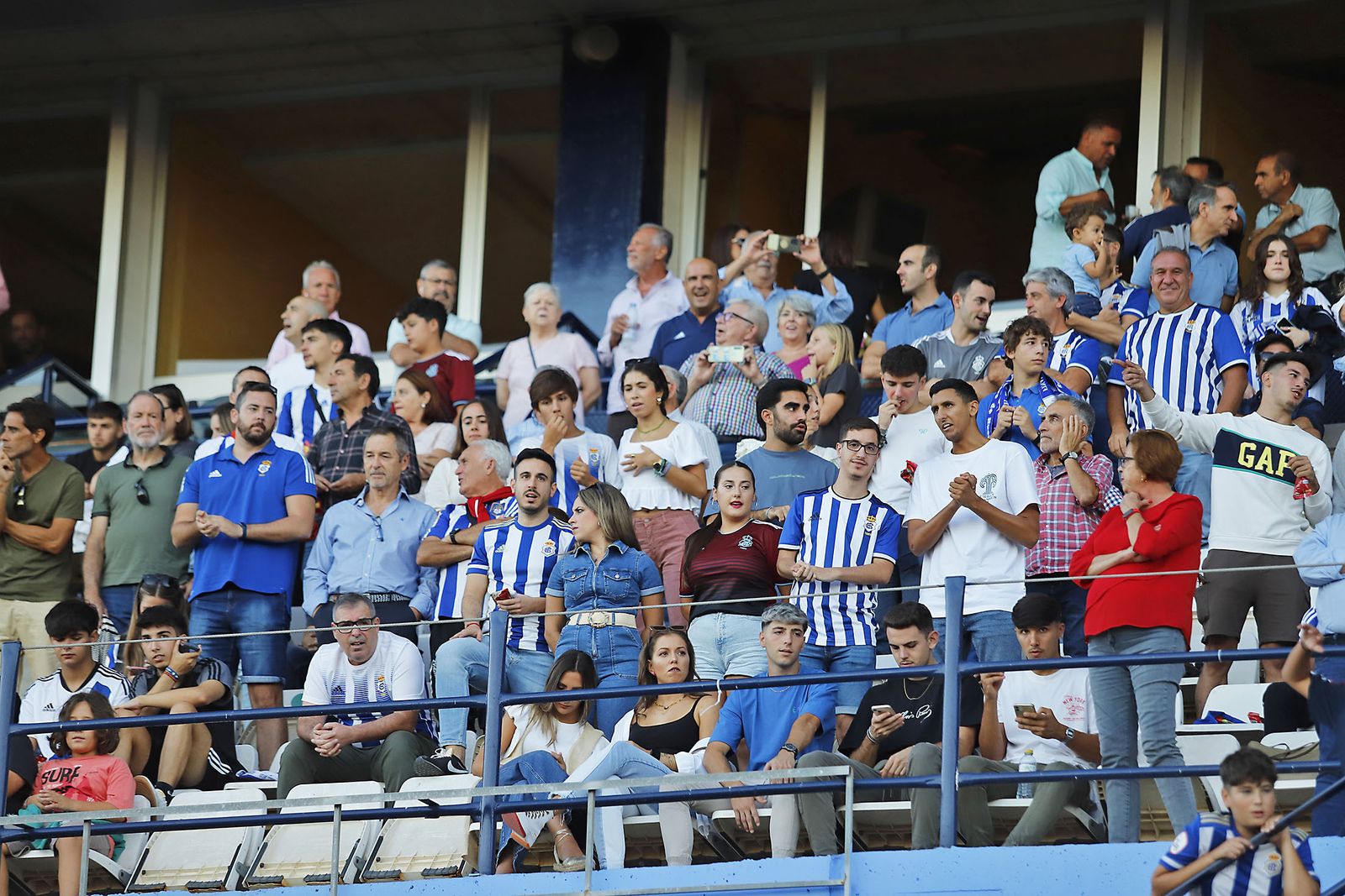 Imágenes del ambiente en el encuentro entre el Recreativo de Huelva y el CD Castellón