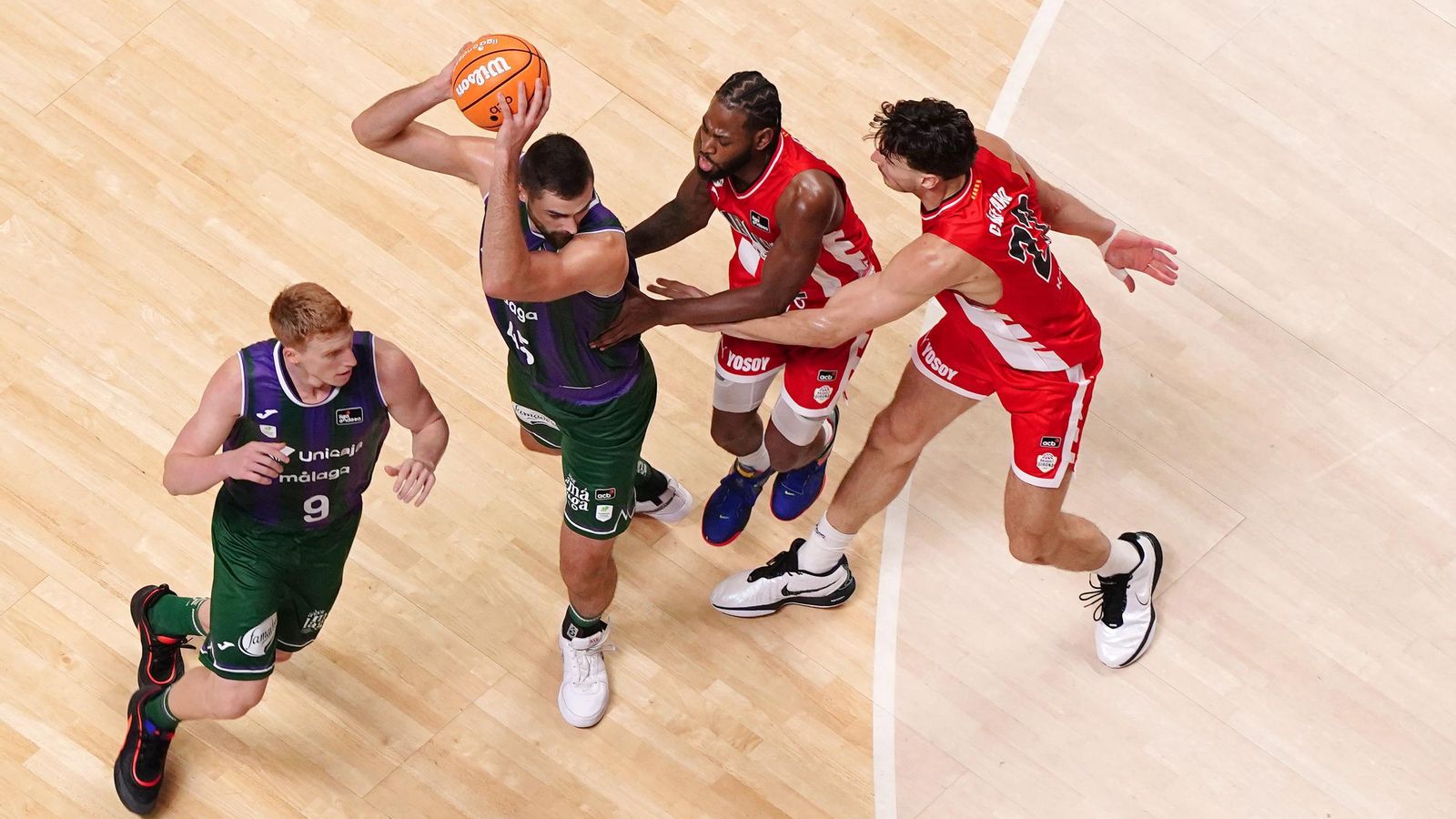 El Unicaja-Girona, en fotos