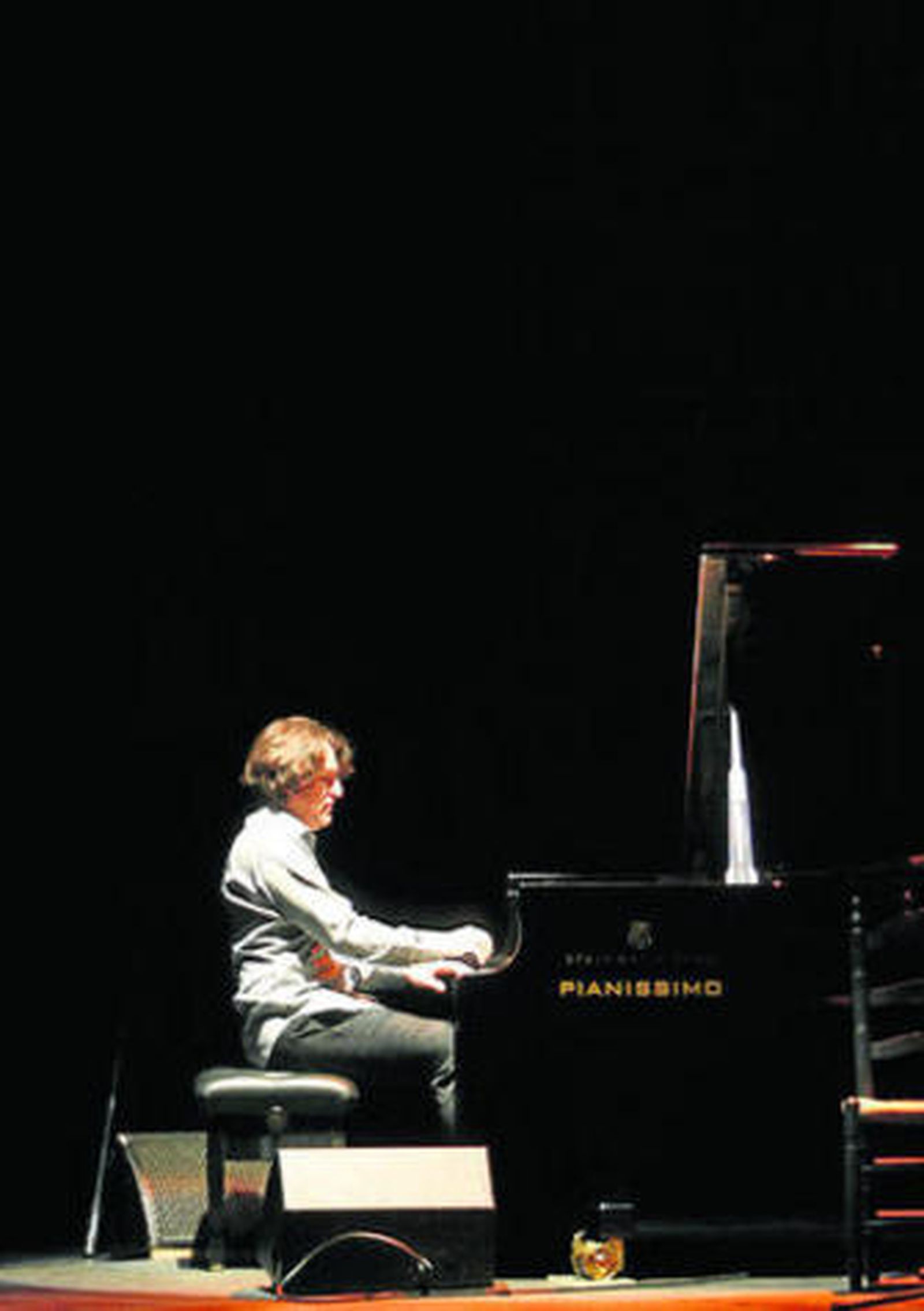El músico y compositor de Lebrija David Peña Dorantes, durante un recital en Córdoba.