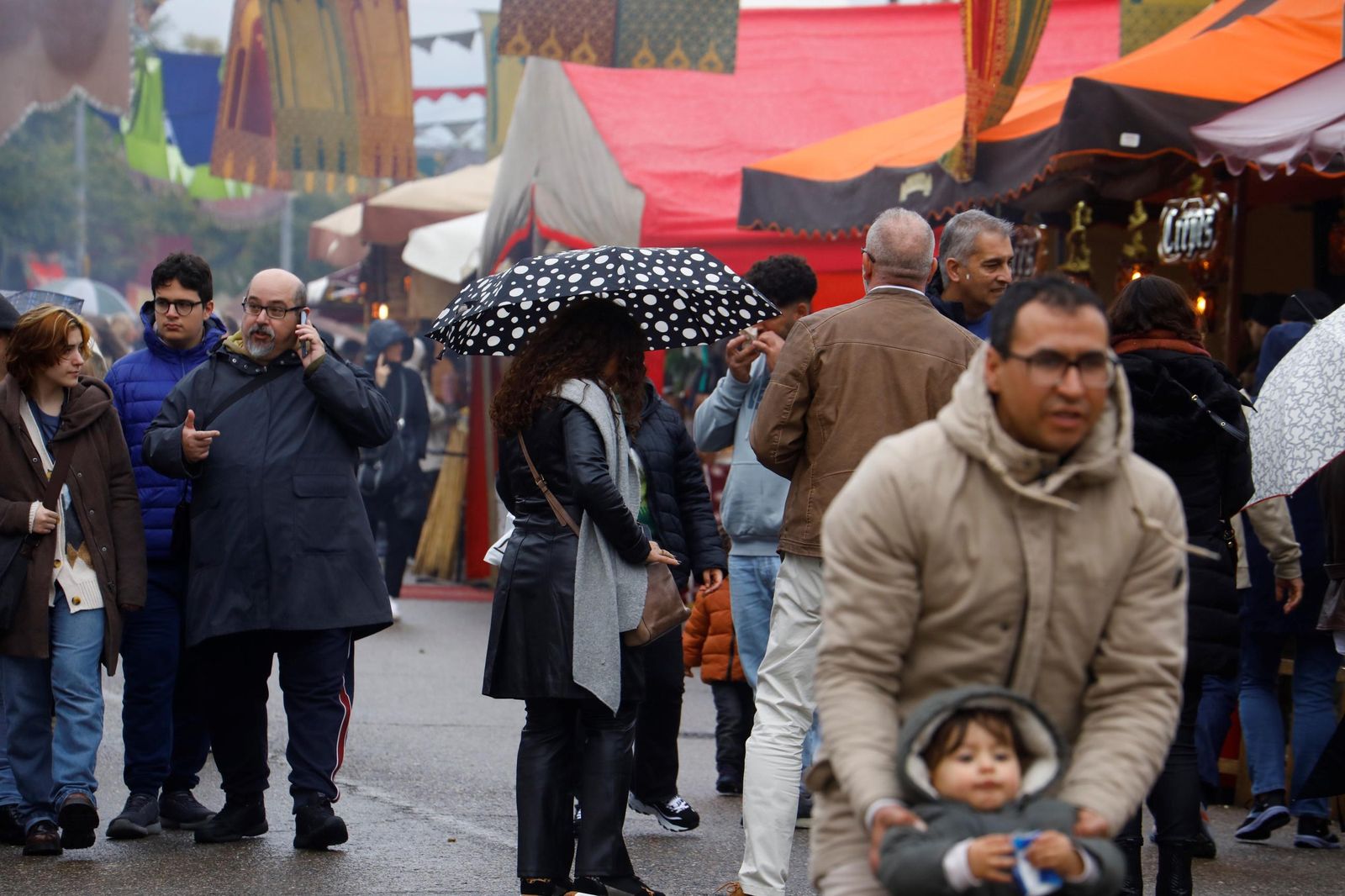 La borrasca Éowyn no consigue deslucir el Mercado Andalusí, en imágenes