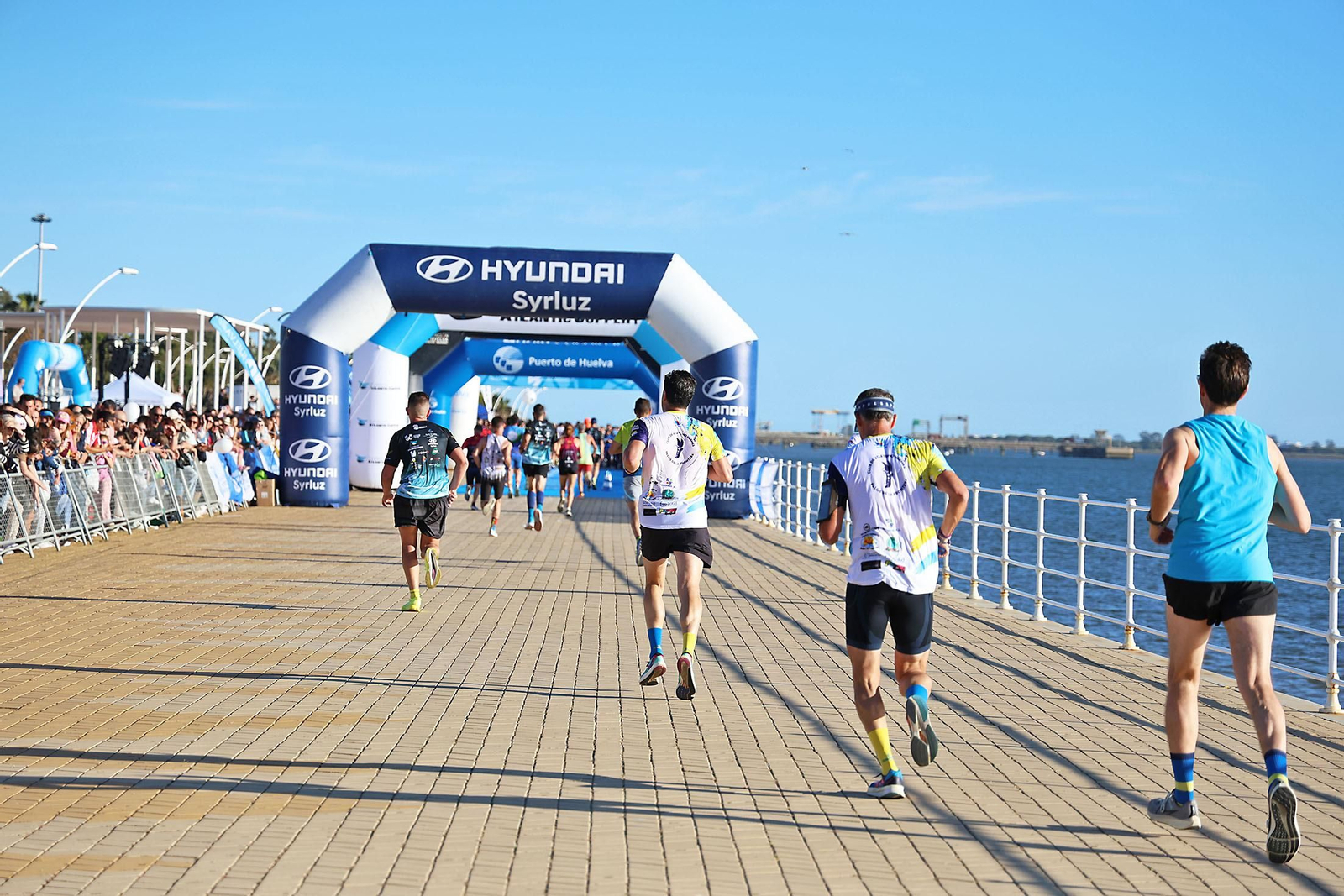 Imágenes de la 10K Huelva Avatel Telecom 'Puerta del Descubrimiento'