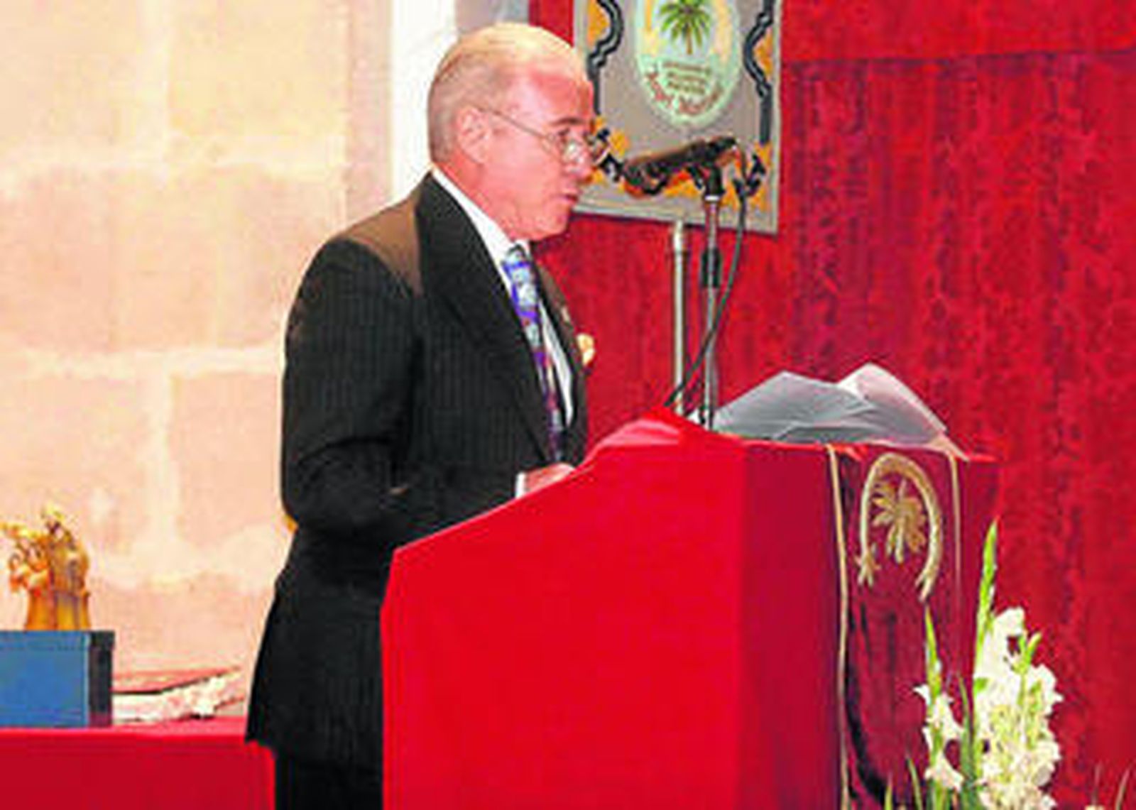 Manuel Alcocer, durante su intervención en la mañana de ayer en el Monasterio de San Miguel.