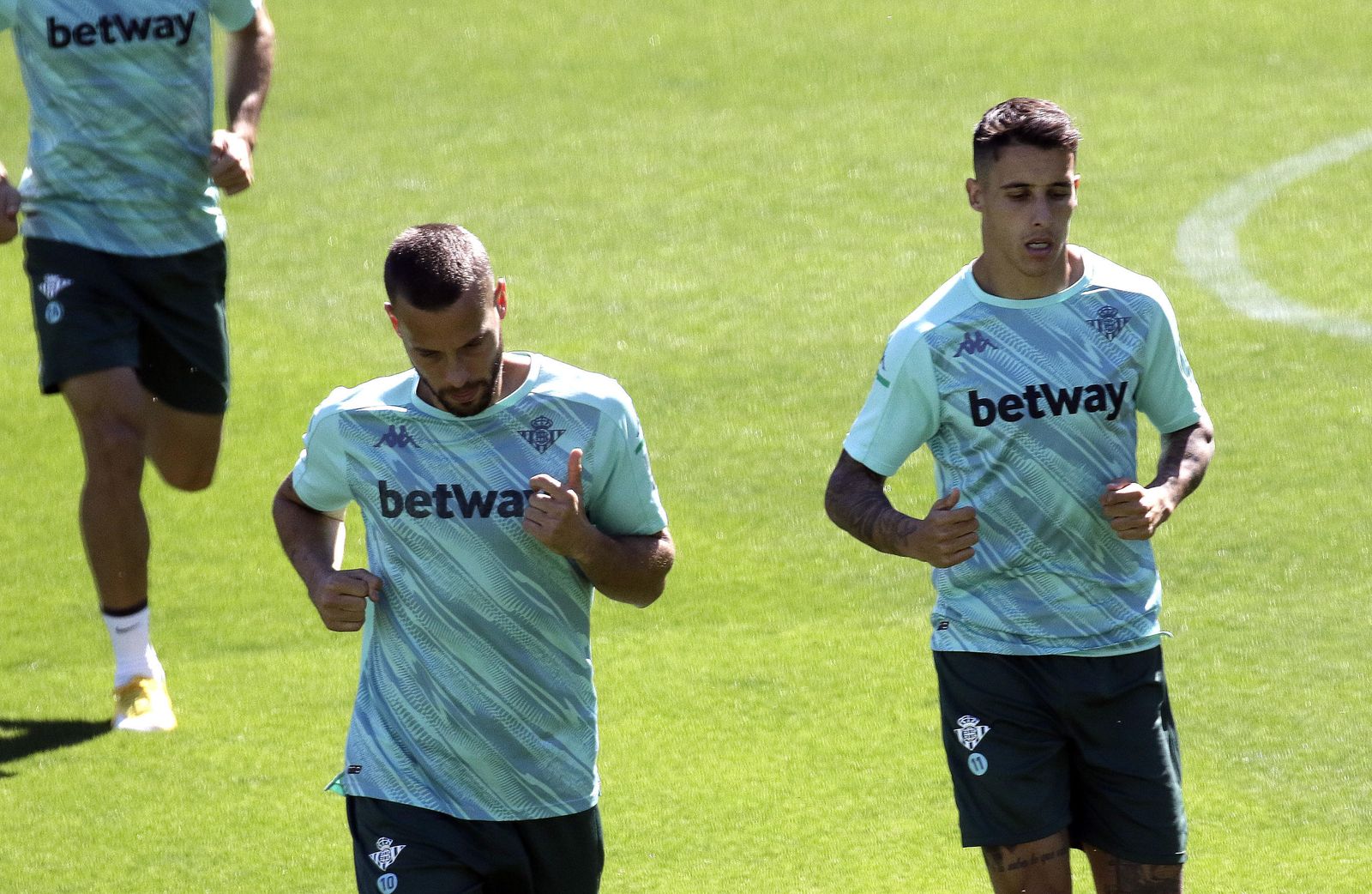 Canales junto a Tello en el entrenamiento.