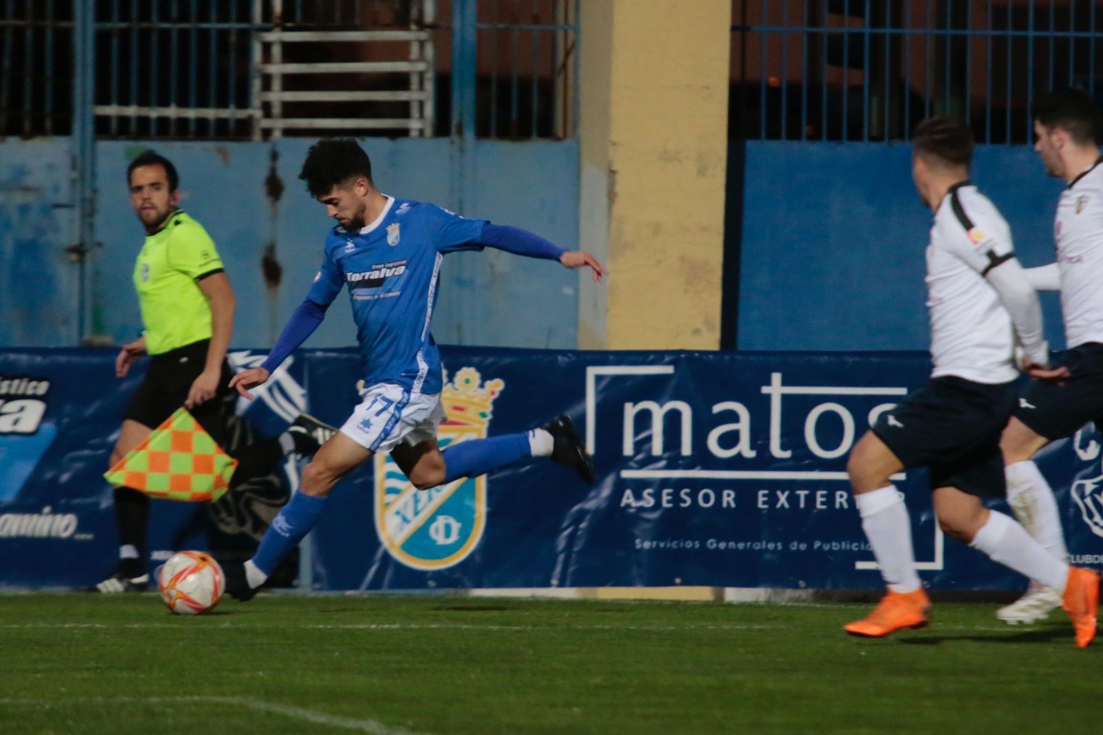Iván Navarro fue titular y adelantó a su equipo en el marcador.