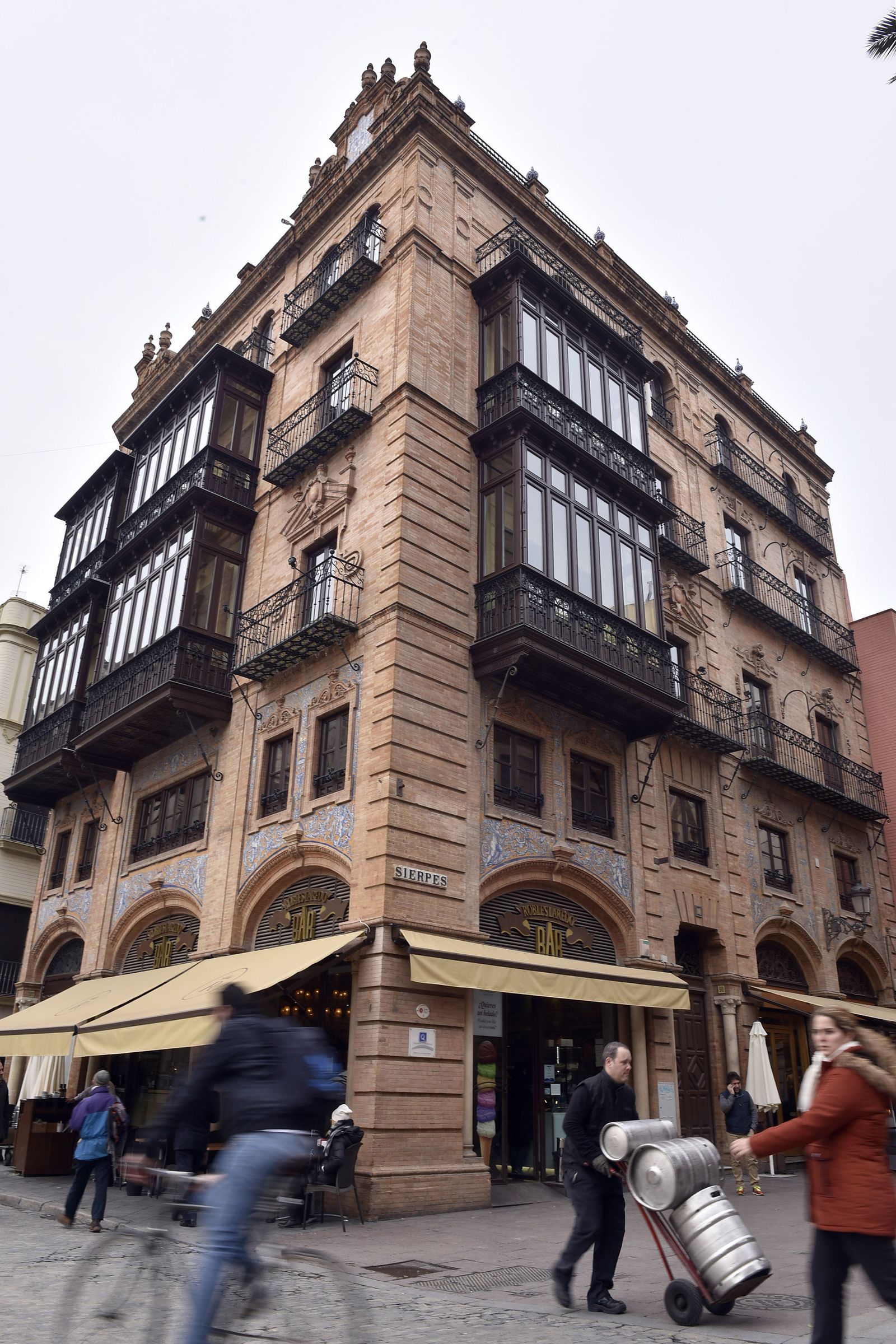 La finca ubicada en la planta baja del edificio Laredo cuenta con 63 metros cuadrados útiles.