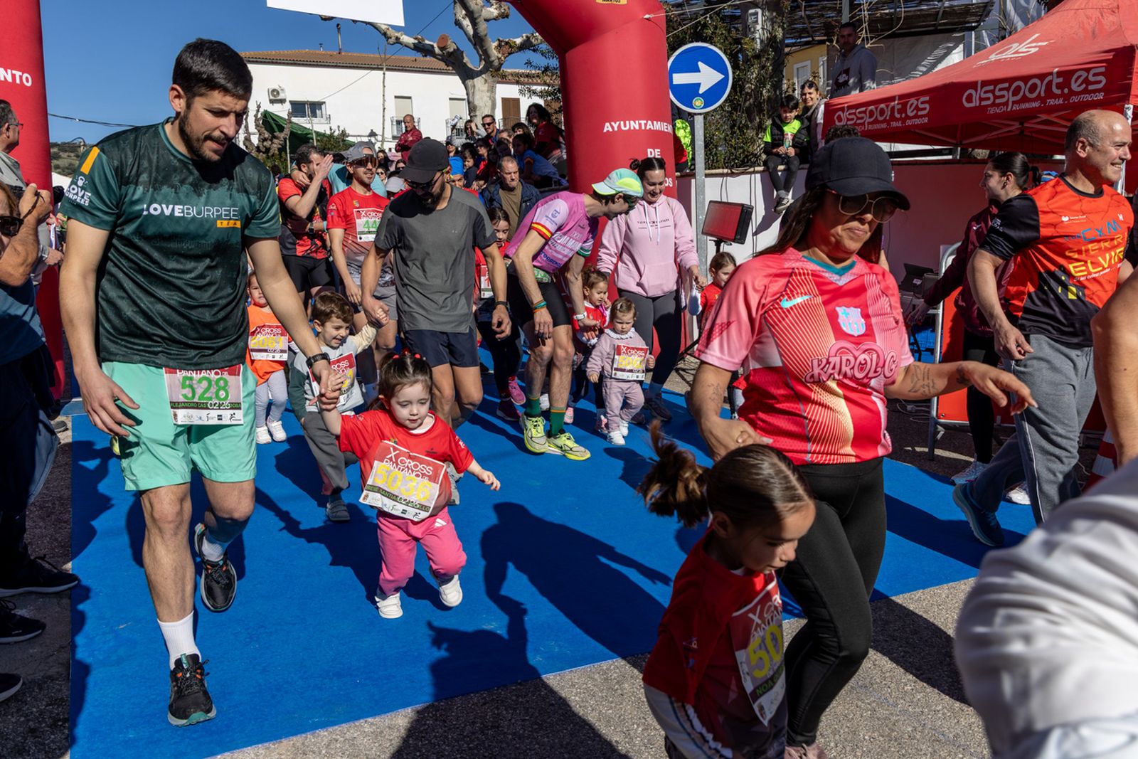En imágenes: Atletas y aficionados vibran en el X Cross Pantano del Víboras (1)