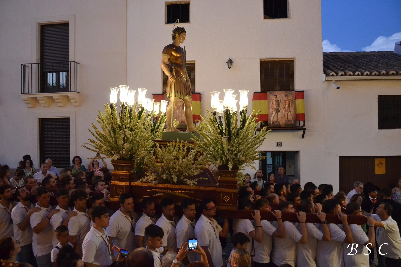 Arjona vive con devoción el día grande de su Fiestasantos, en imágenes