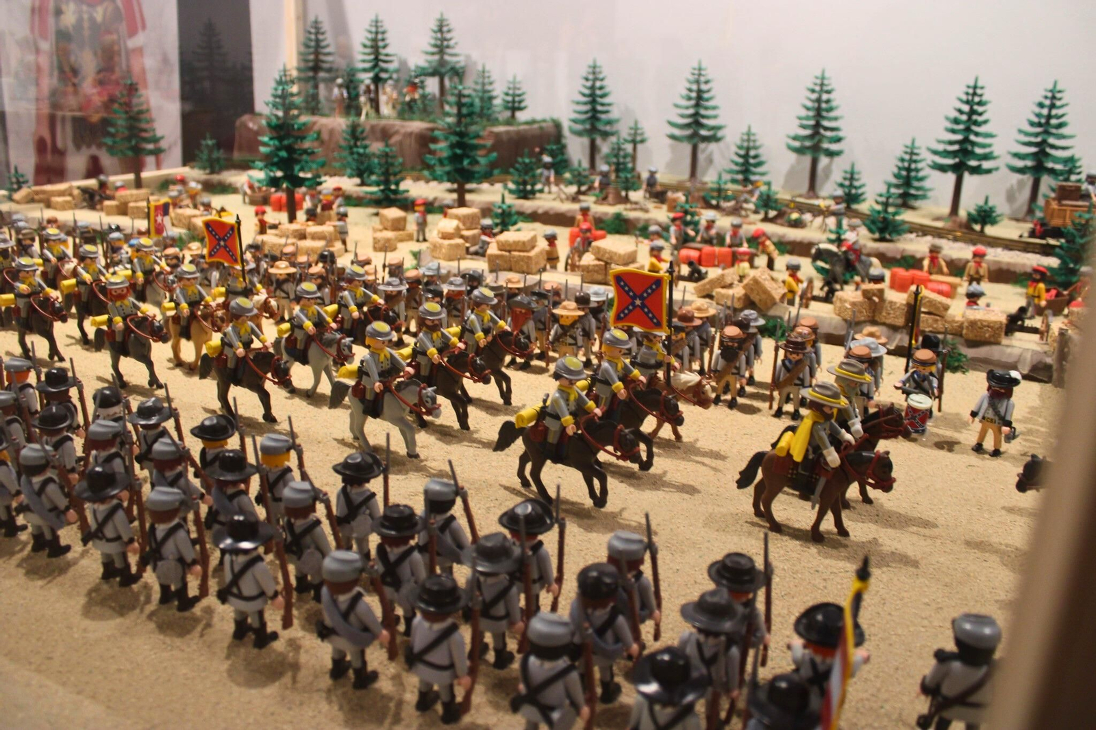 Más de 10.000 piezas de Playmobil cobran vida en Úbeda: la exposición que no te puedes perder esta Navidad, en imágenes