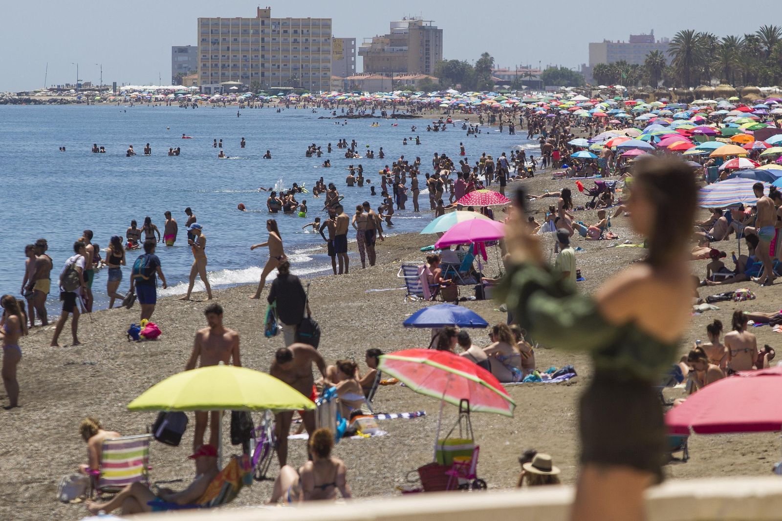 Las fotos de las playas de Málaga en un fin de semana con temperaturas veraniegas