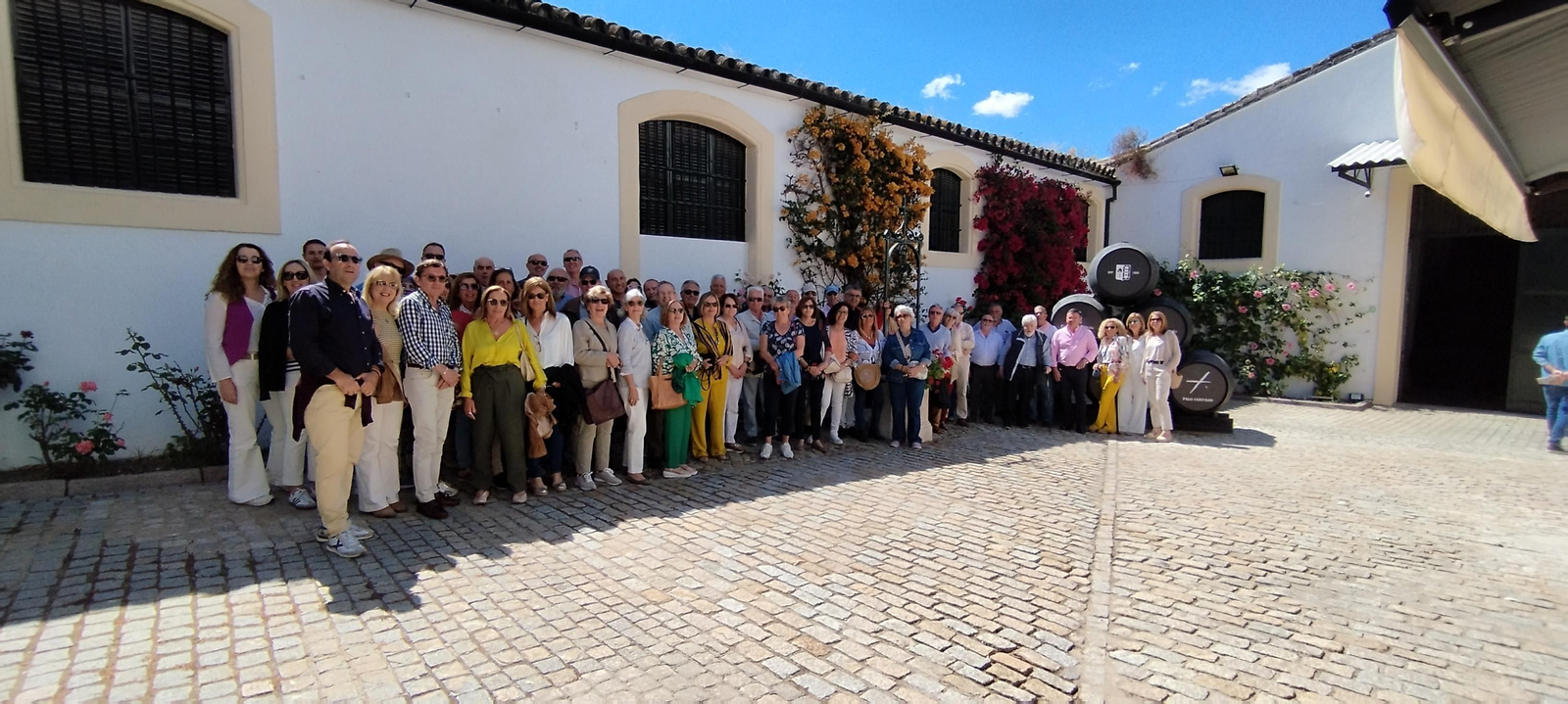 El Ateneo de El Puerto visitó las bodegas Cayetano del Pino y Cía, en Jerez. El Ateneo de El Puerto visitó las bodegas Cayetano del Pino y Cía, en Jerez.