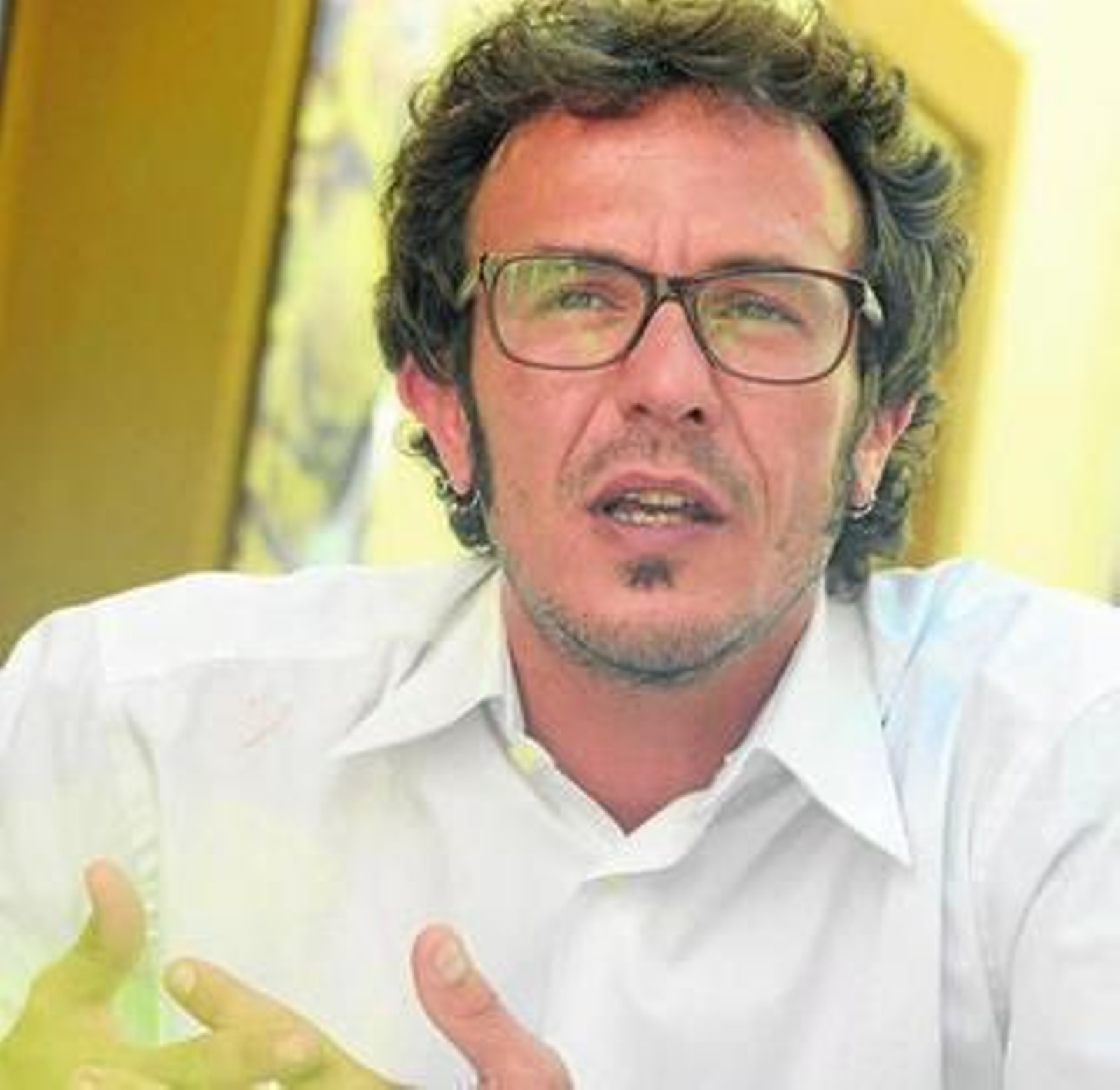 El alcalde, José María González.