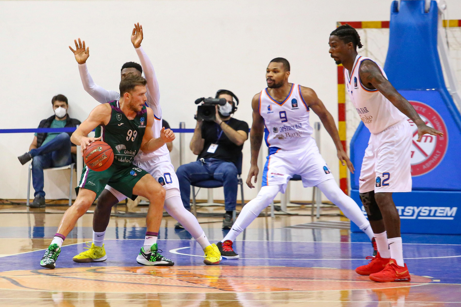 Las fotos del Mornar Bar - Unicaja