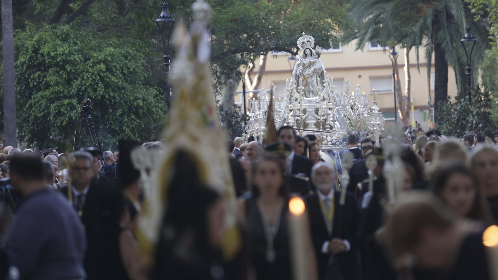 La Magna Mariana de Algeciras por el Parque María Cristina, en imágenes