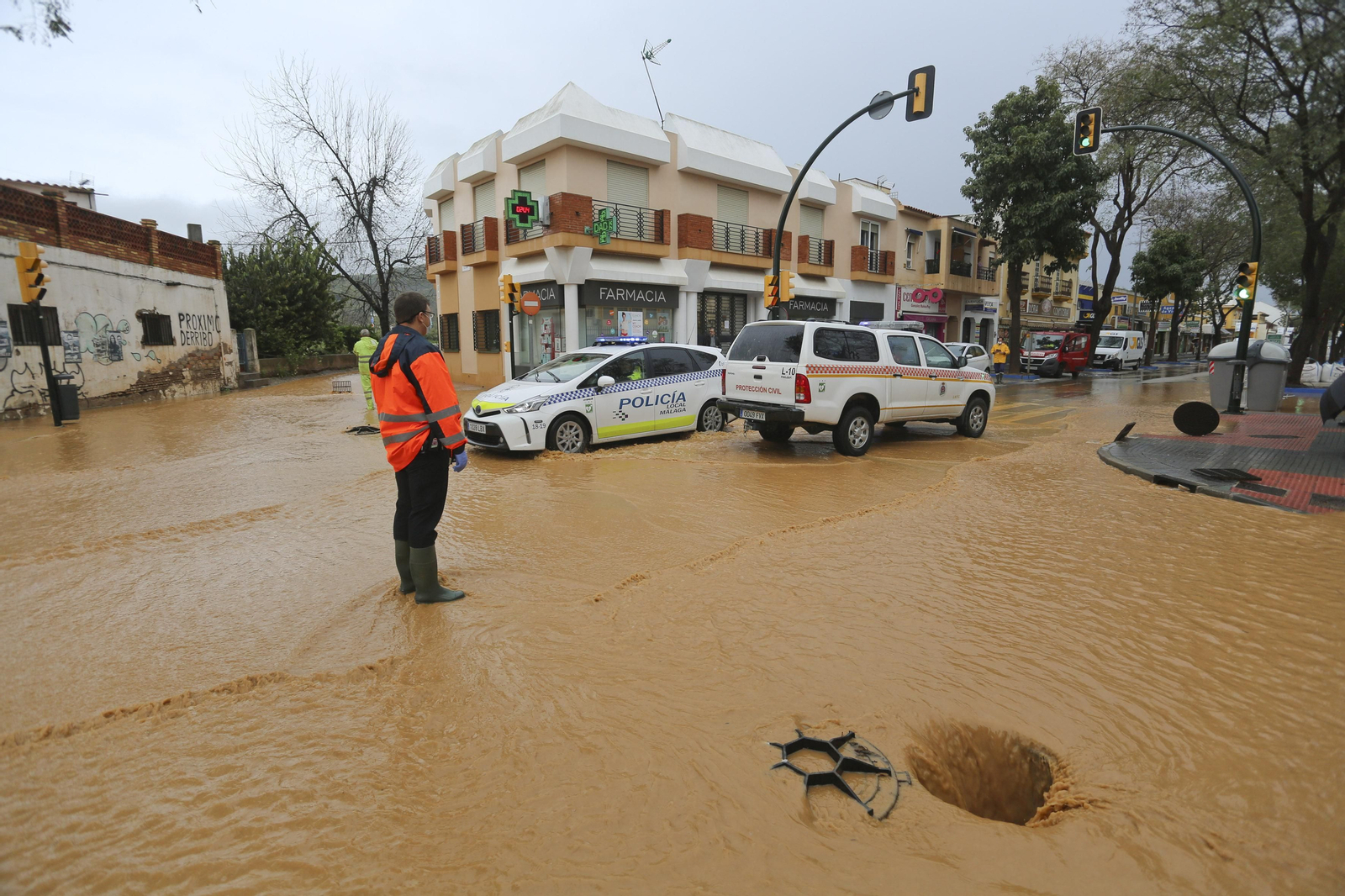 Campanillas anegada tras las lluvias, en fotos