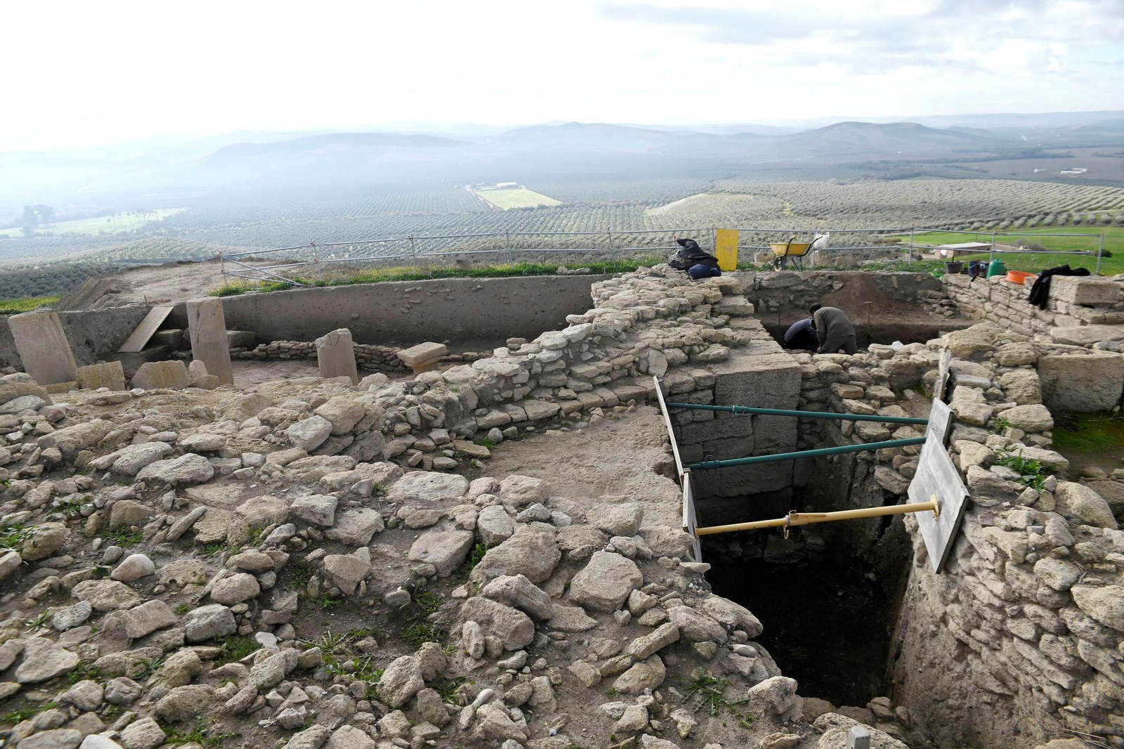 Una visita en imágenes al espectacular yacimiento de Ategua, en Córdoba