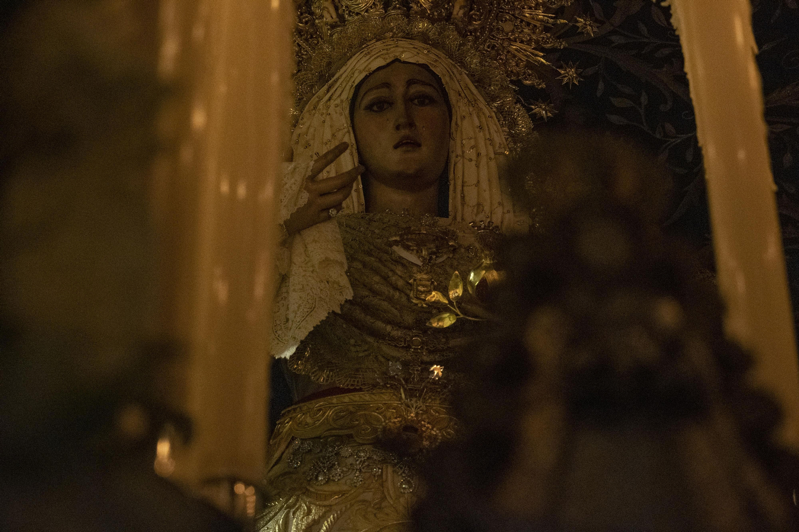 Las mejores imágenes de la procesión de la Amargura Coronada