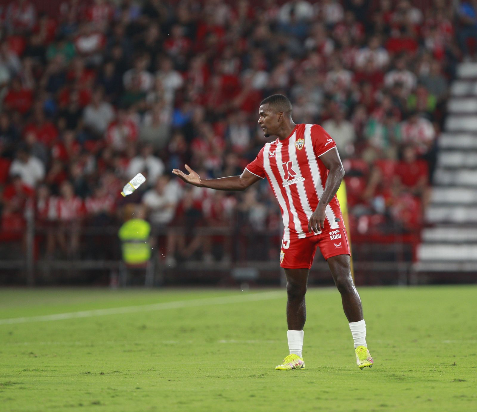 Imágenes del partido de fútbol U.D. Almería-Girona F.C.